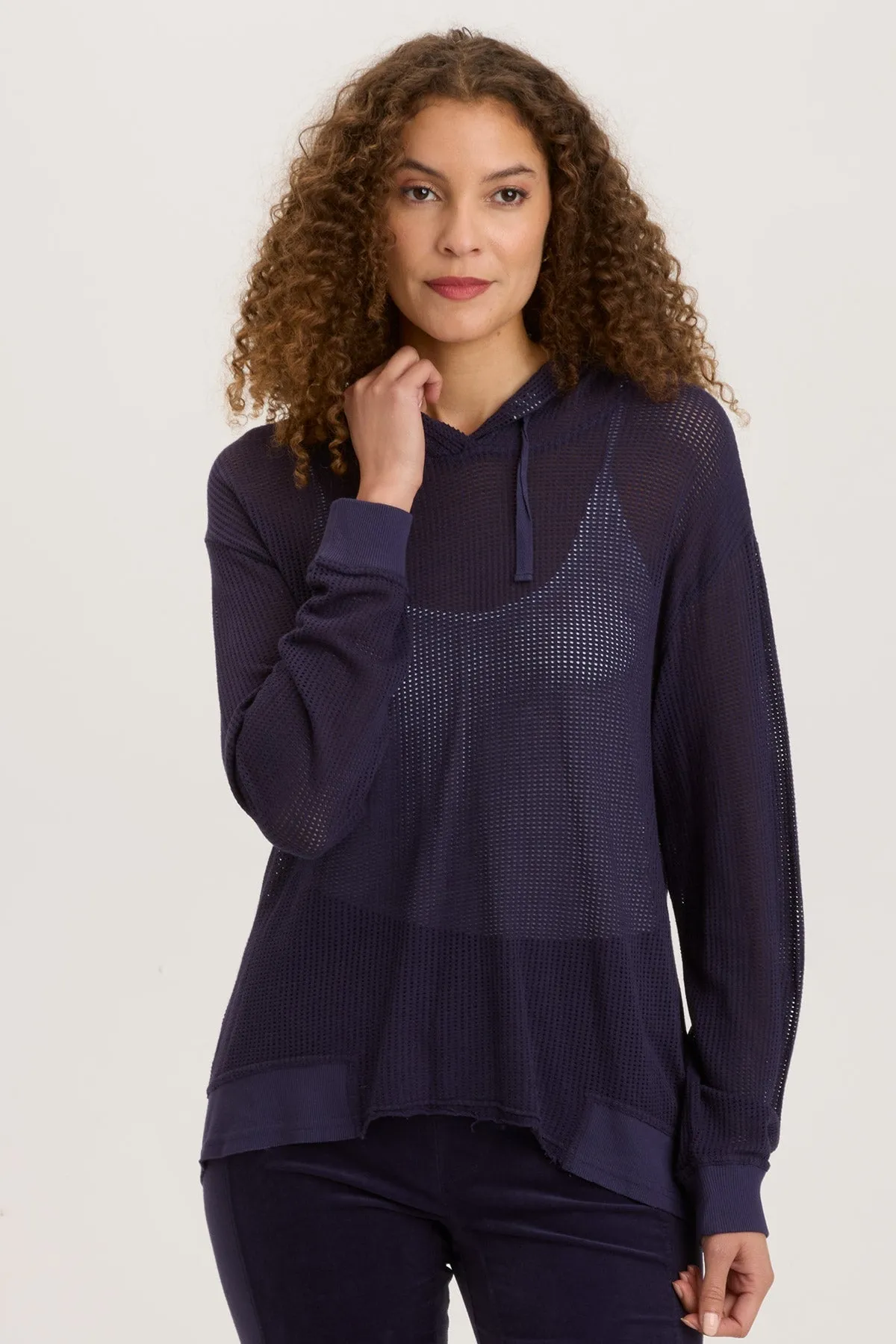 Easy Wash Coastal Chic Mesh Sidel Hoodie