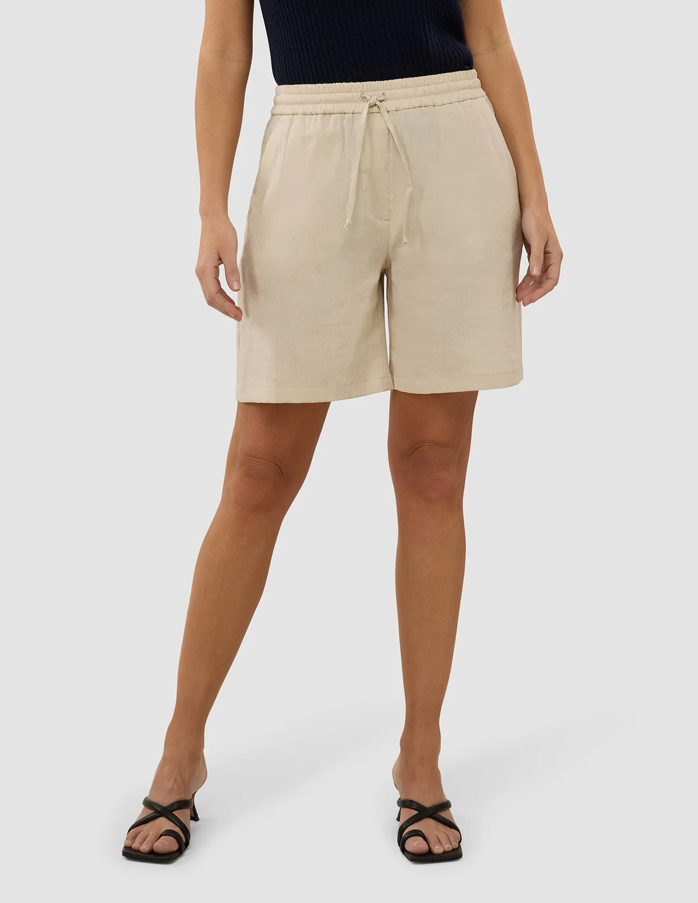 Women's Linen Shorts Relaxed Sandy Beige nylon blend Bonded Seam Technology