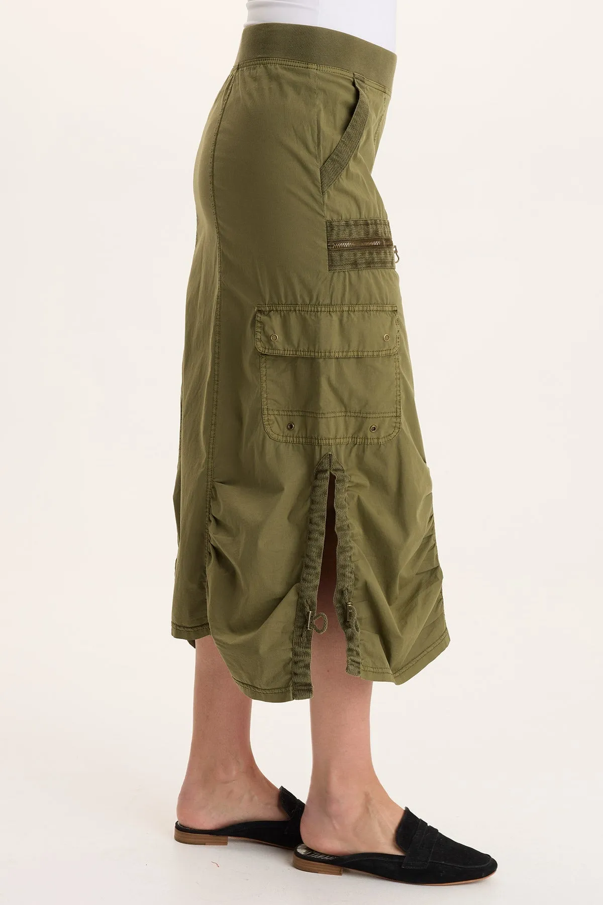 GentleWaistband Shea Ruched Detail Cargo Midi Skirt