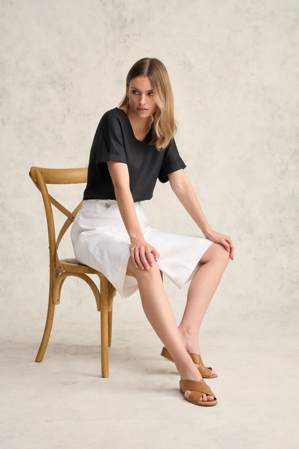 present for her Waist Tab Linen Short - White