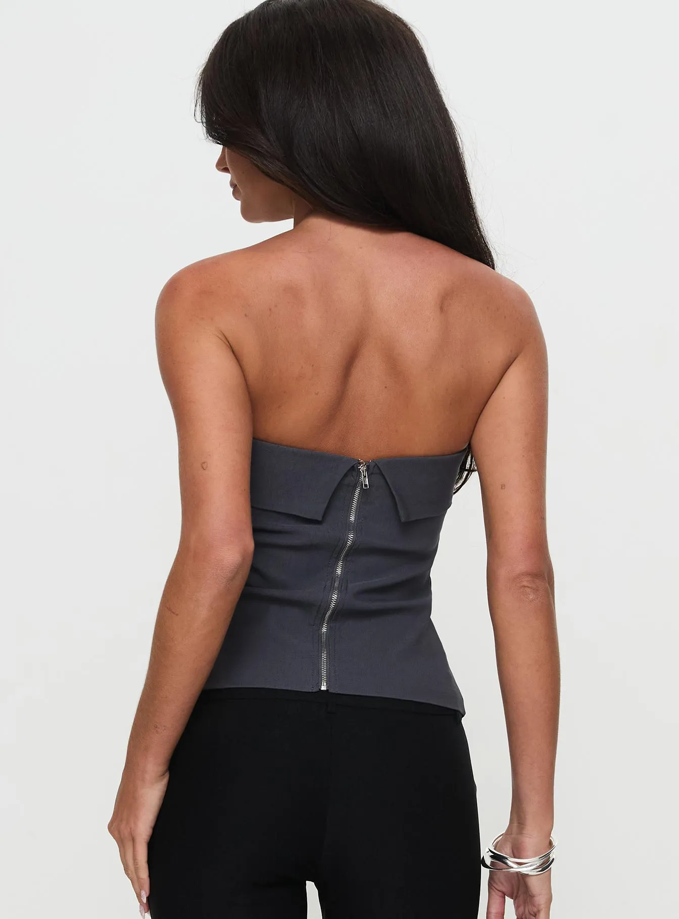 NonIrritating Good Looking Strapless Top Charcoal