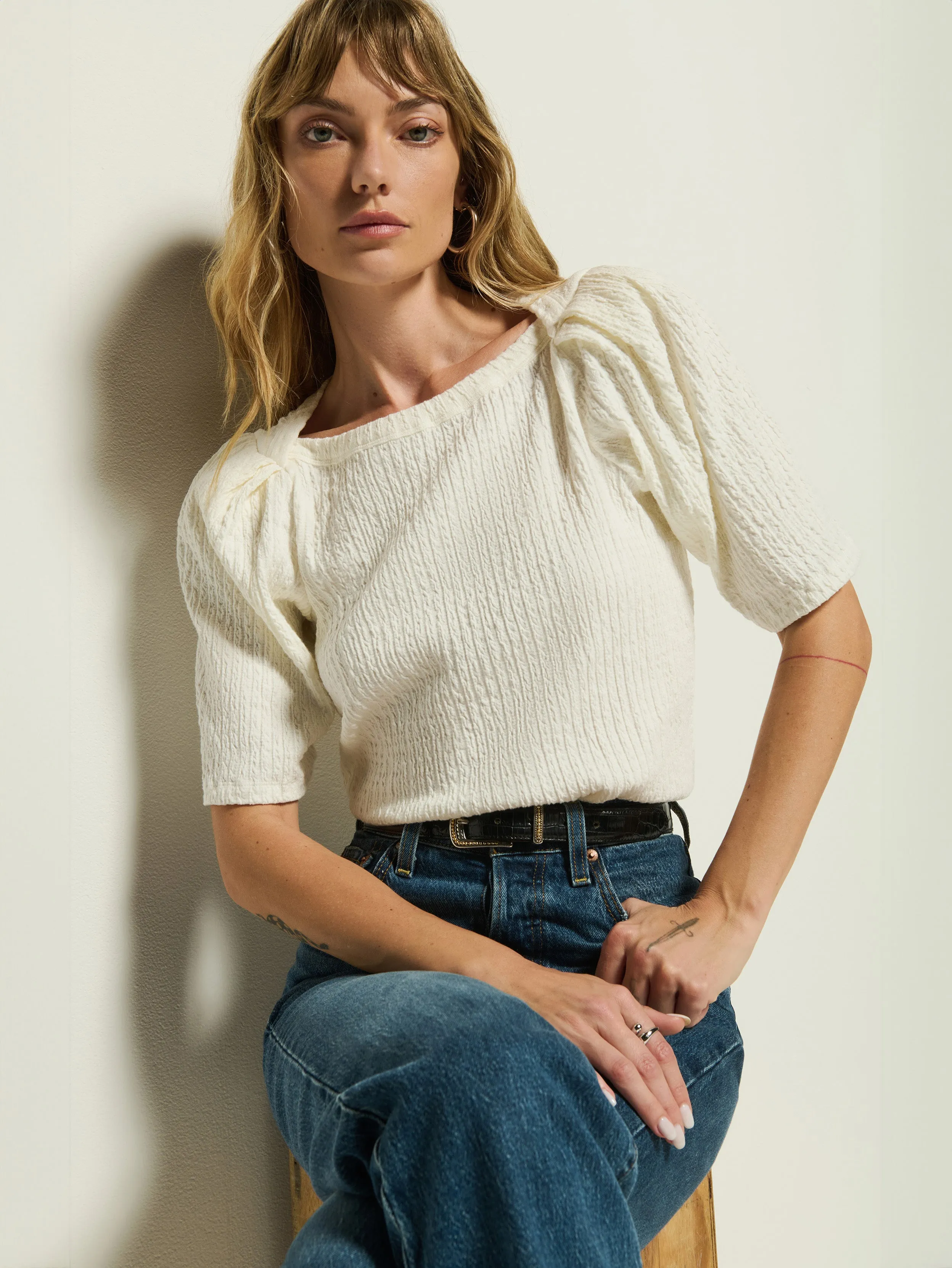 Feather Glow QuickDryTechnology Deana Textured Tee