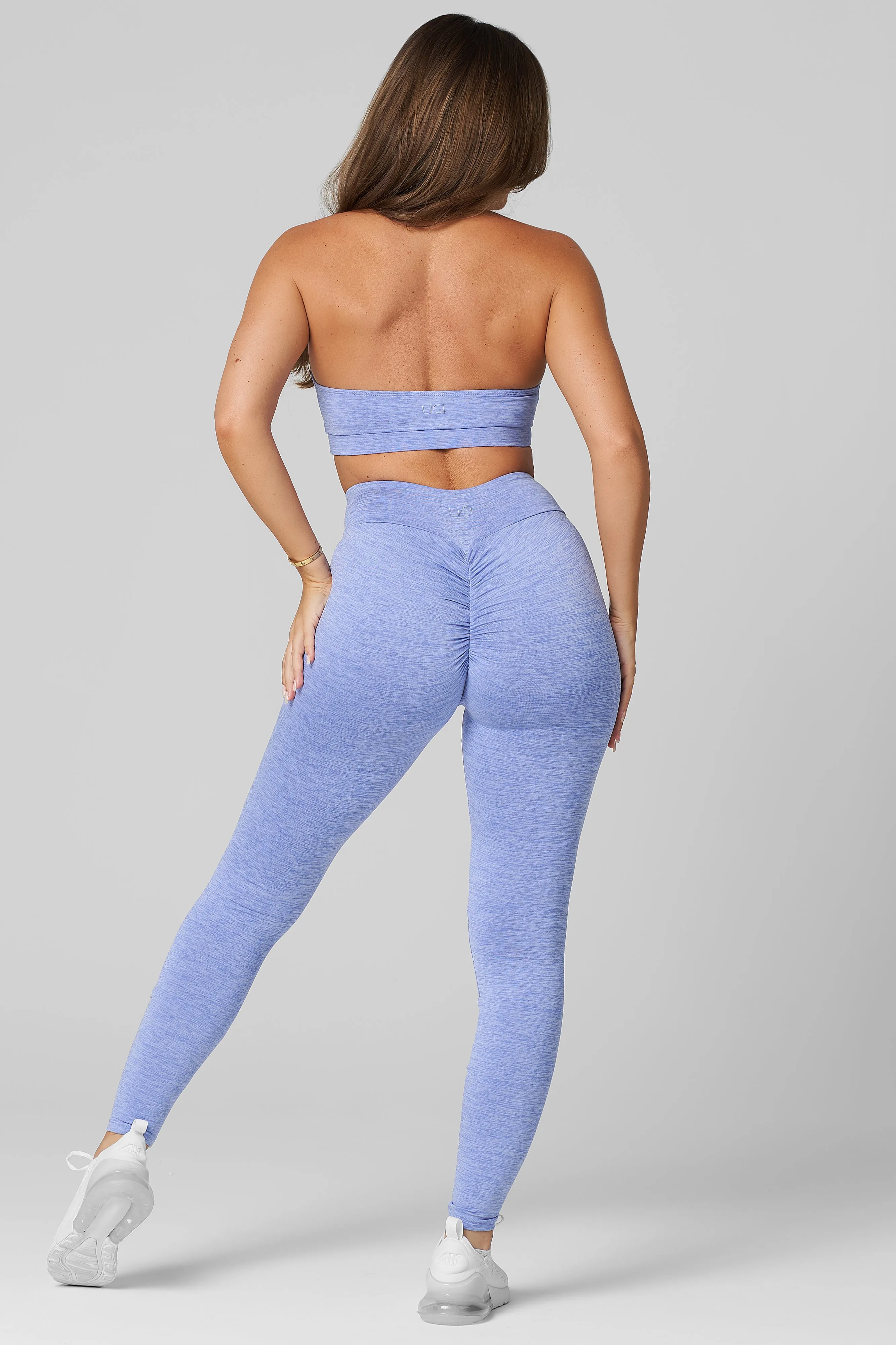 Bliss V-Cut Scrunch Legging Durable Reinforced Edges