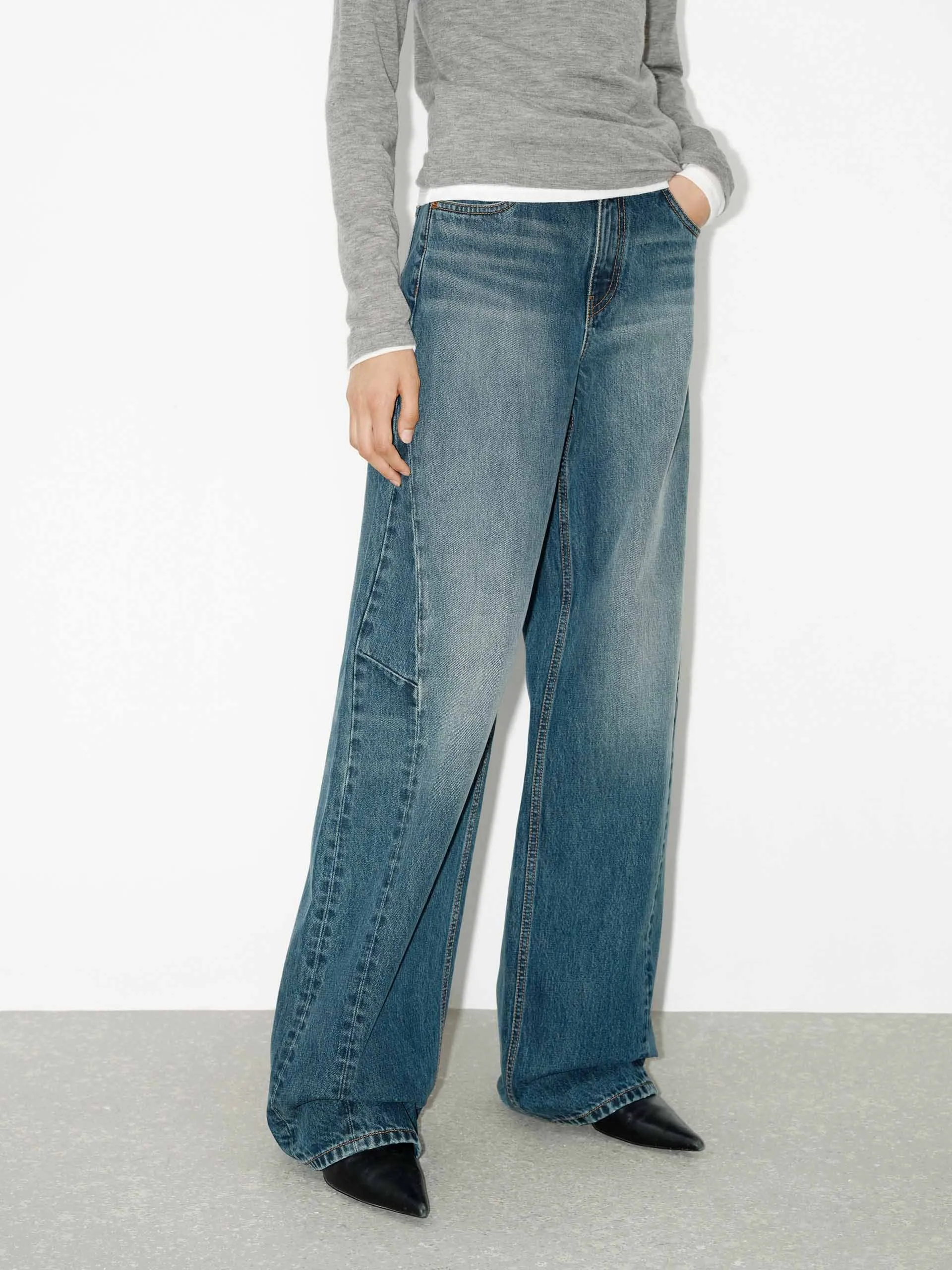 Utility Basic Simple Comfort Blue Wash Straight Jeans