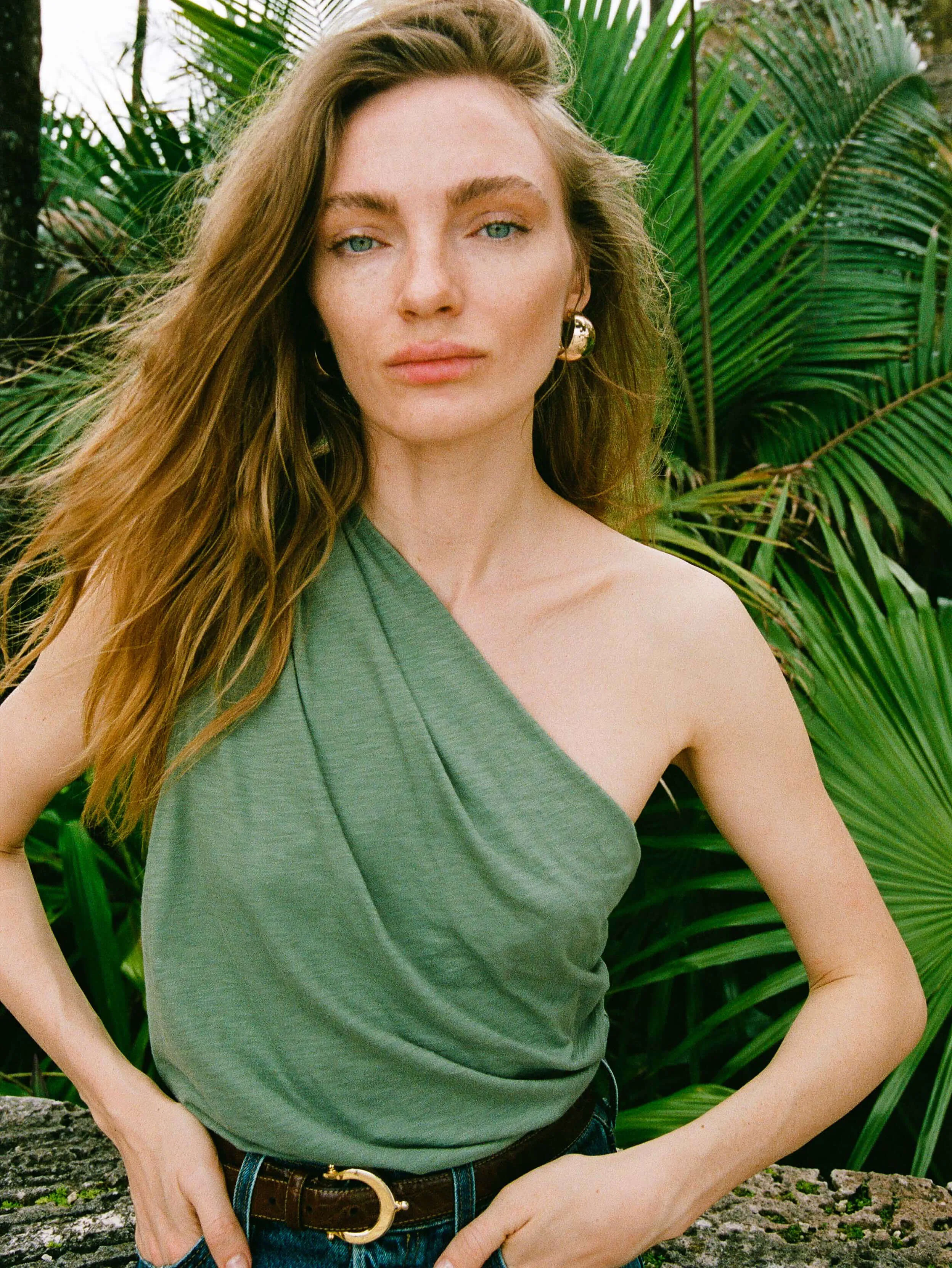 Trend Glow Smart Glow Emberly One Shoulder Top
