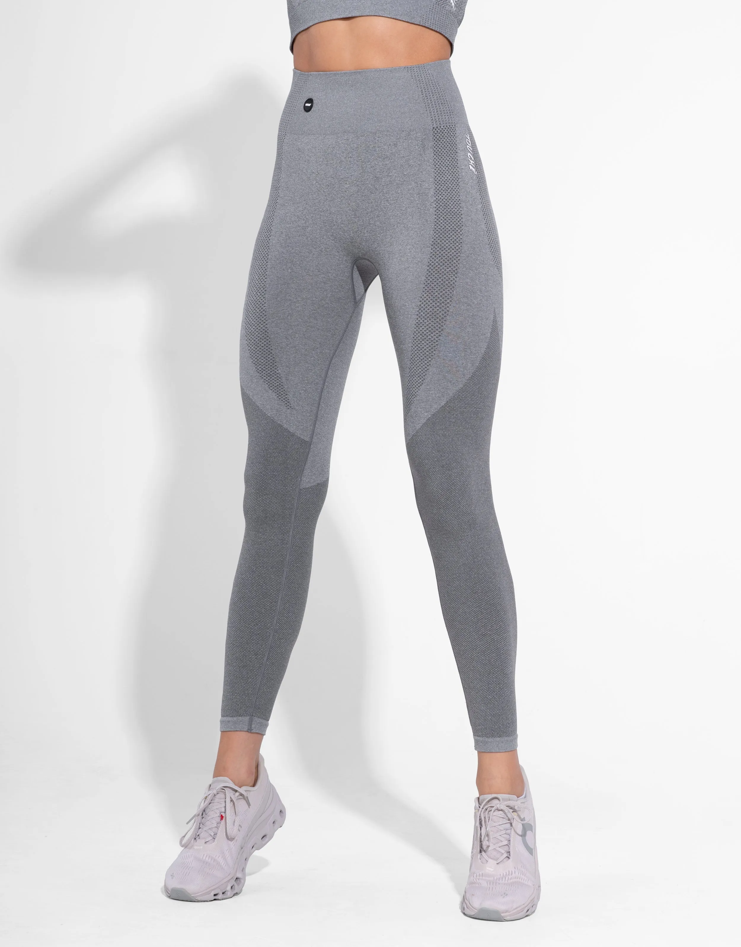 Camping Gear Postpartum Fit BREATHER DARK GREY SEAMLESS