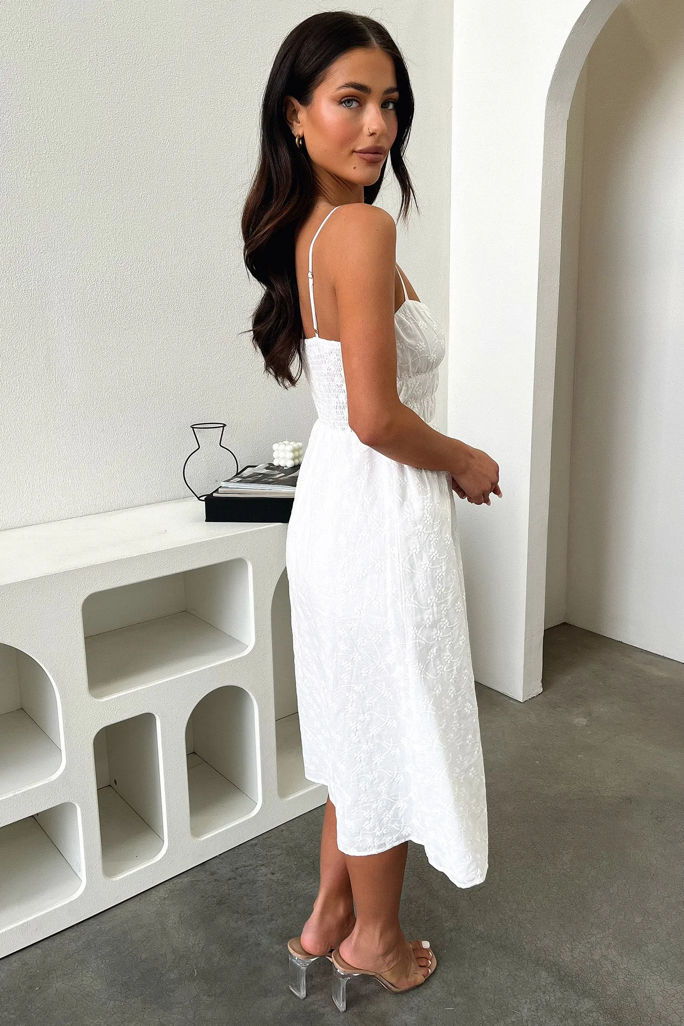 Mik Midi Dress - White Casual yet dressy midi Seasonal Comfort