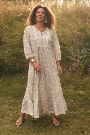 holiday vibe Bonnie Umbrella Dress in Savanna