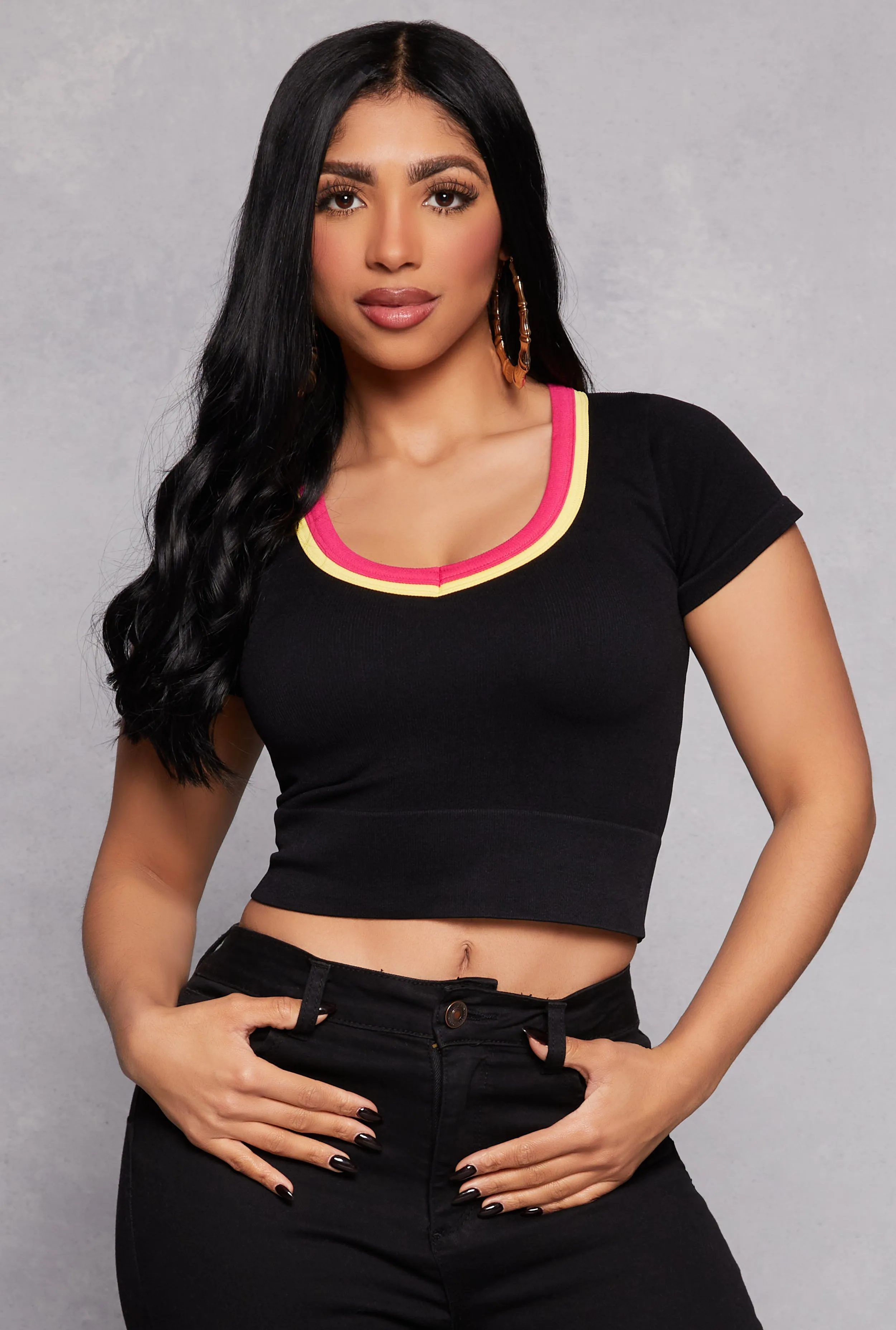 Seamless Ribbed Contrast V Neck Crop Top Essential Casual
