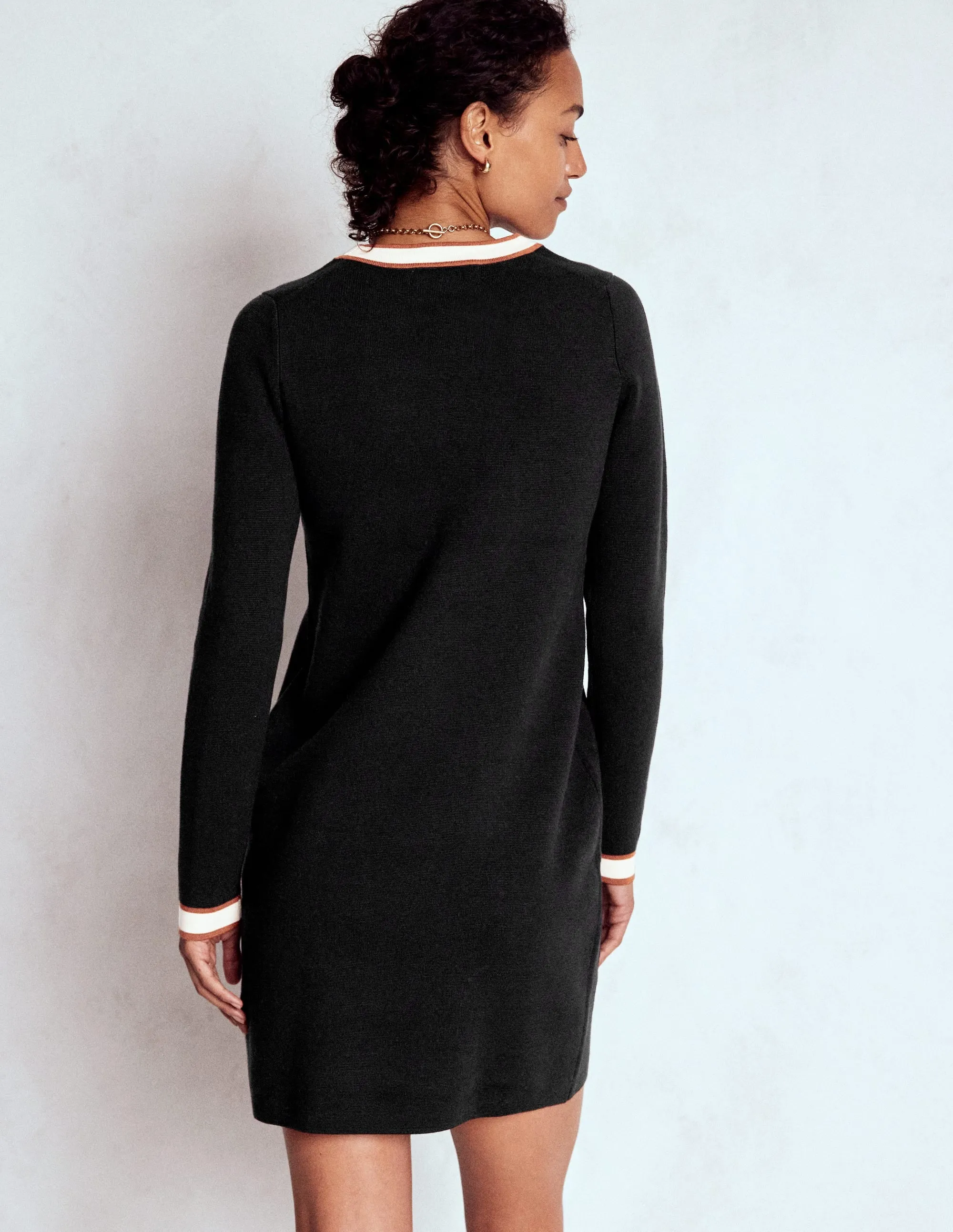 Holly Knitted Shift Dress-Black Wrinkle Free Fabric Easy-care playful dress