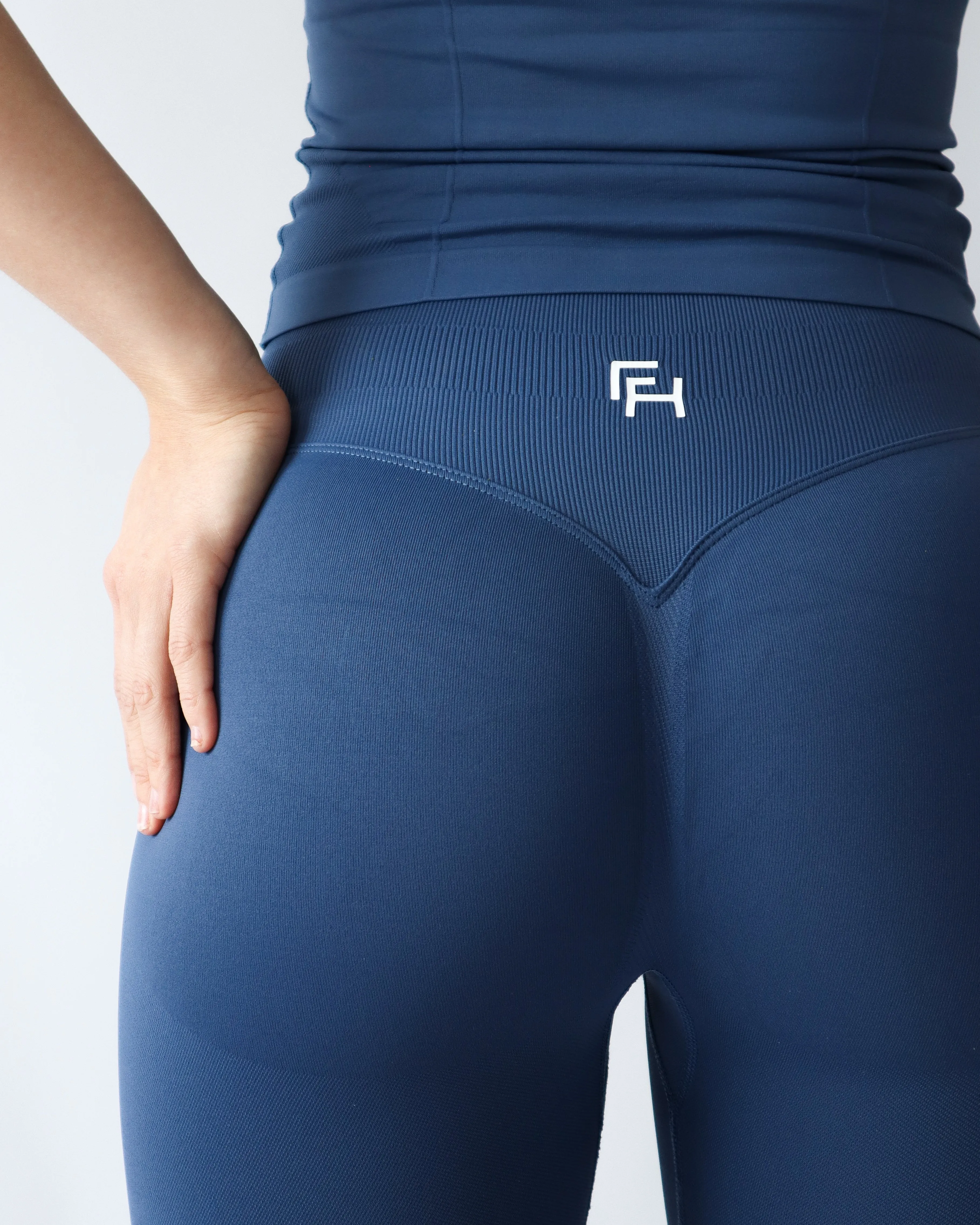 Ascend Leggings 27" - Denim Lightweight Performance Fabric Tall Fit Weekend Trip