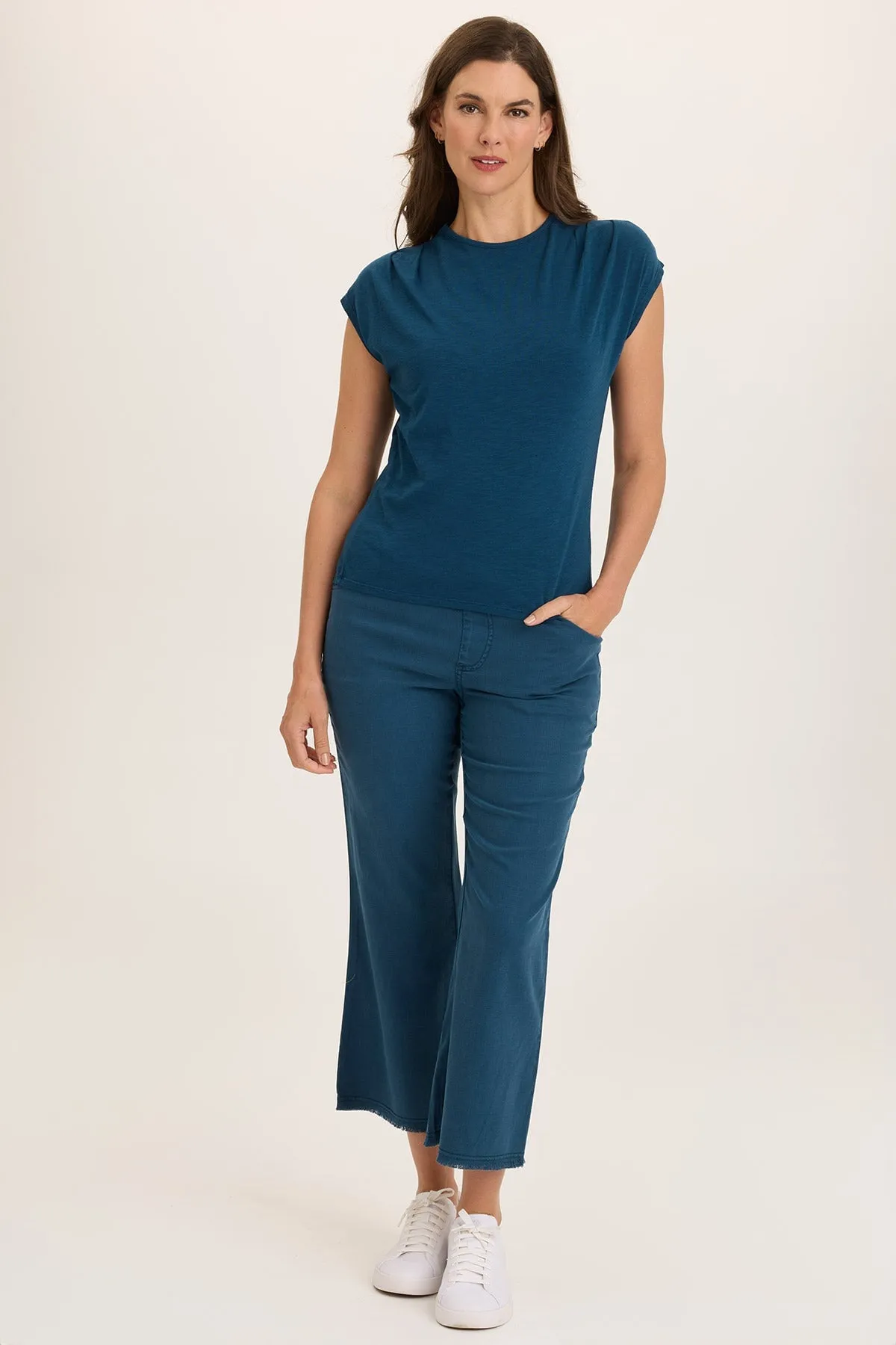 StretchFree Elite Vibe Arwen Soft Jersey Mock Neck Tee
