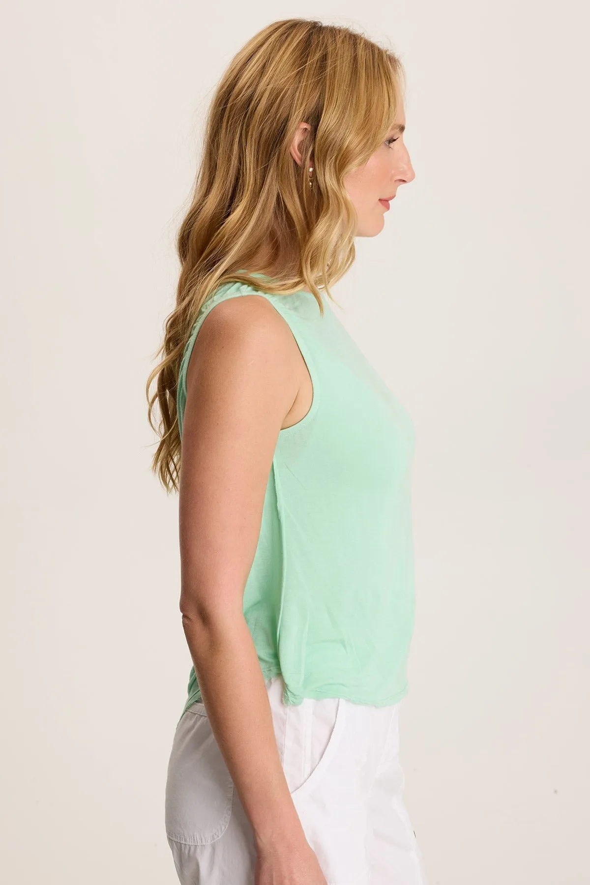 Leka High-Boatneck Tank Mesh Glow Icon Glow