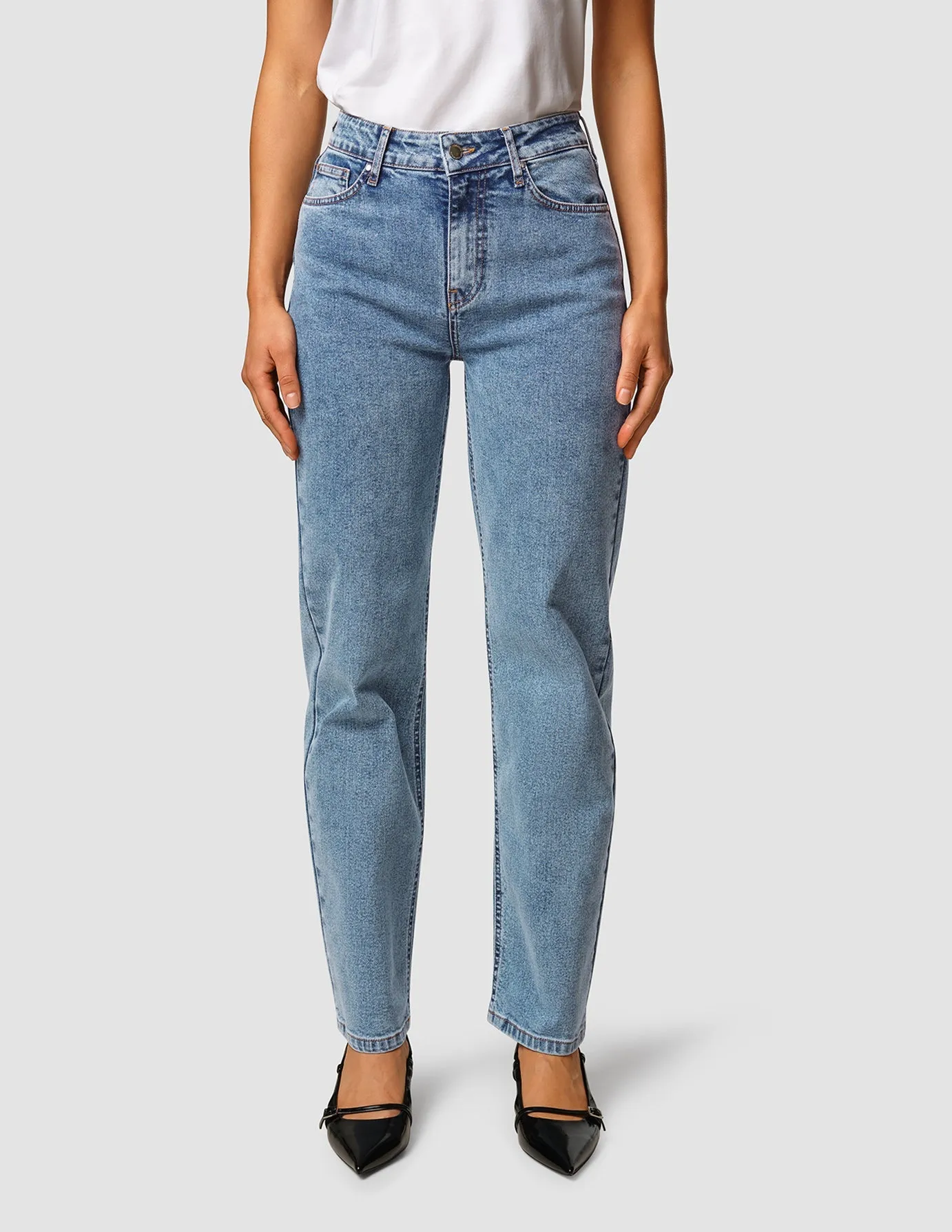 Slim Smooth Jeans Straight Snow Blue Wash