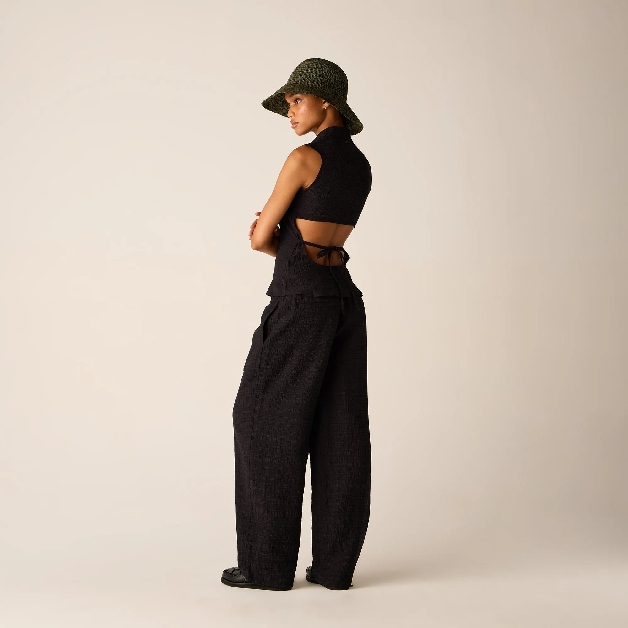 Kith Women Aki Backless Button Down Tank - Black Night vision