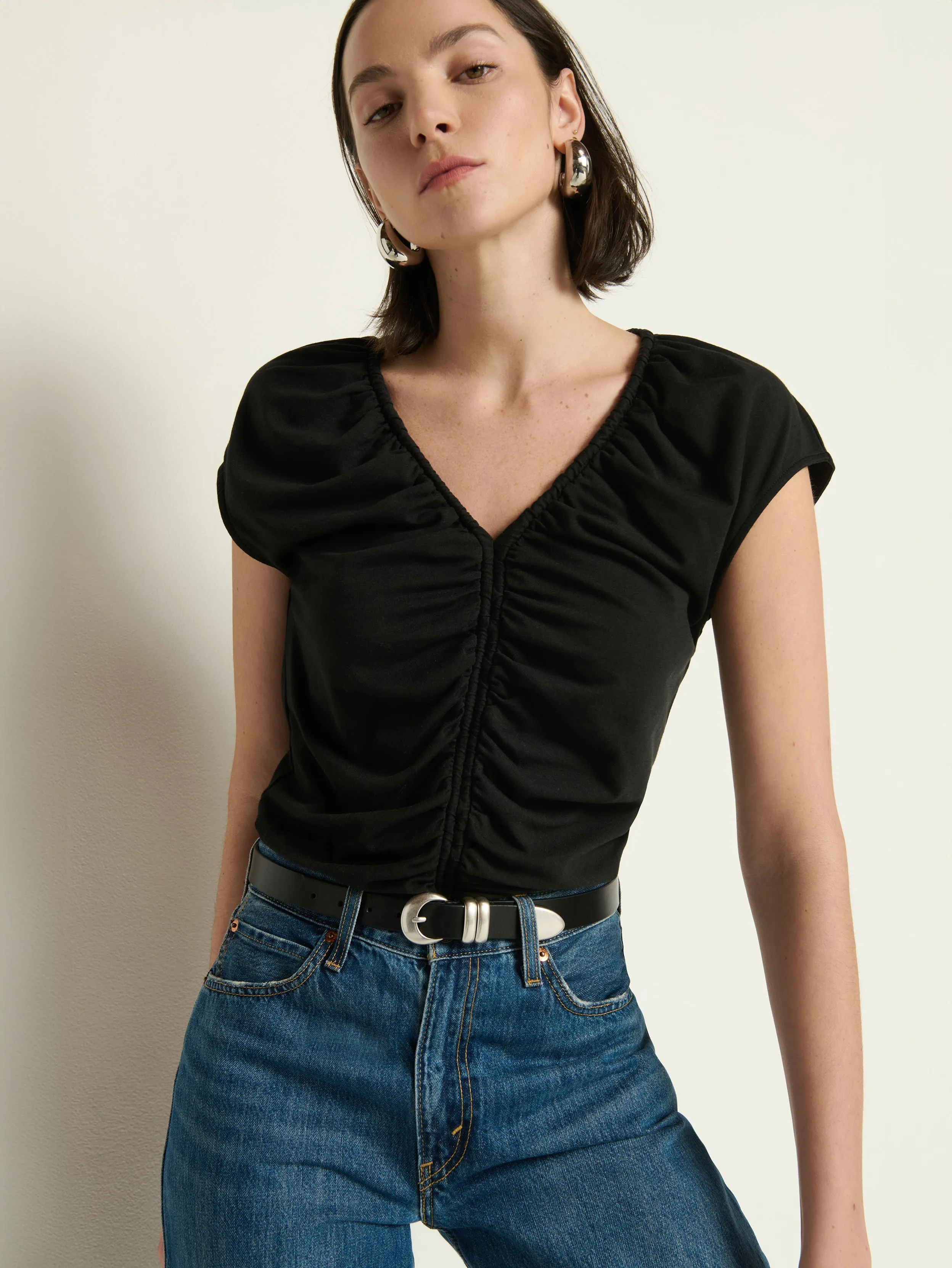 Dona V-Neck Top OdorControl Treatment