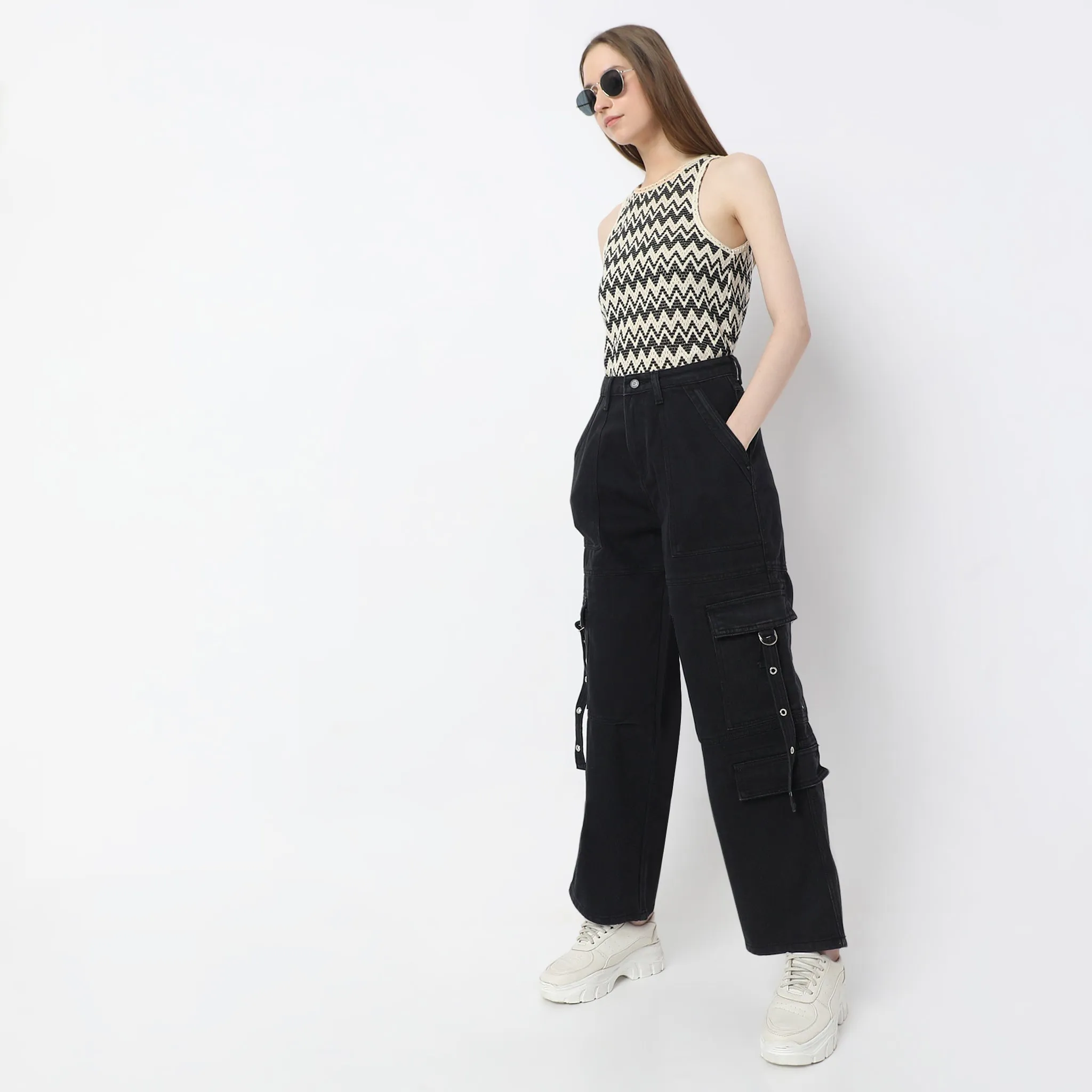 Solid Full-Length High-Rise Cargo Fit Jeans Ocean Fit