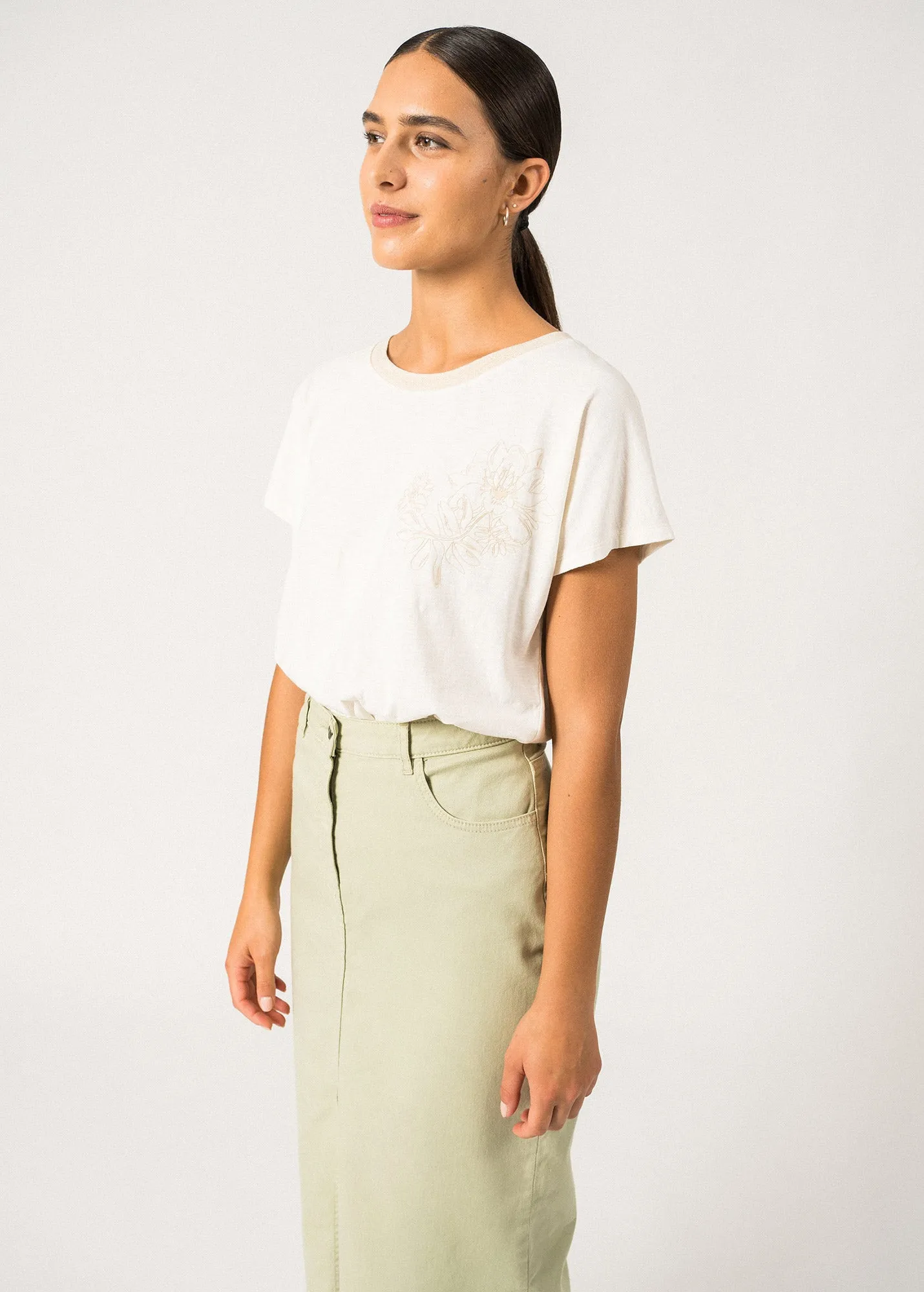 Shine Mood MELIE - Tee with Floral Motifs for Women | Pima Cotton  (IVORY PROMENADE)