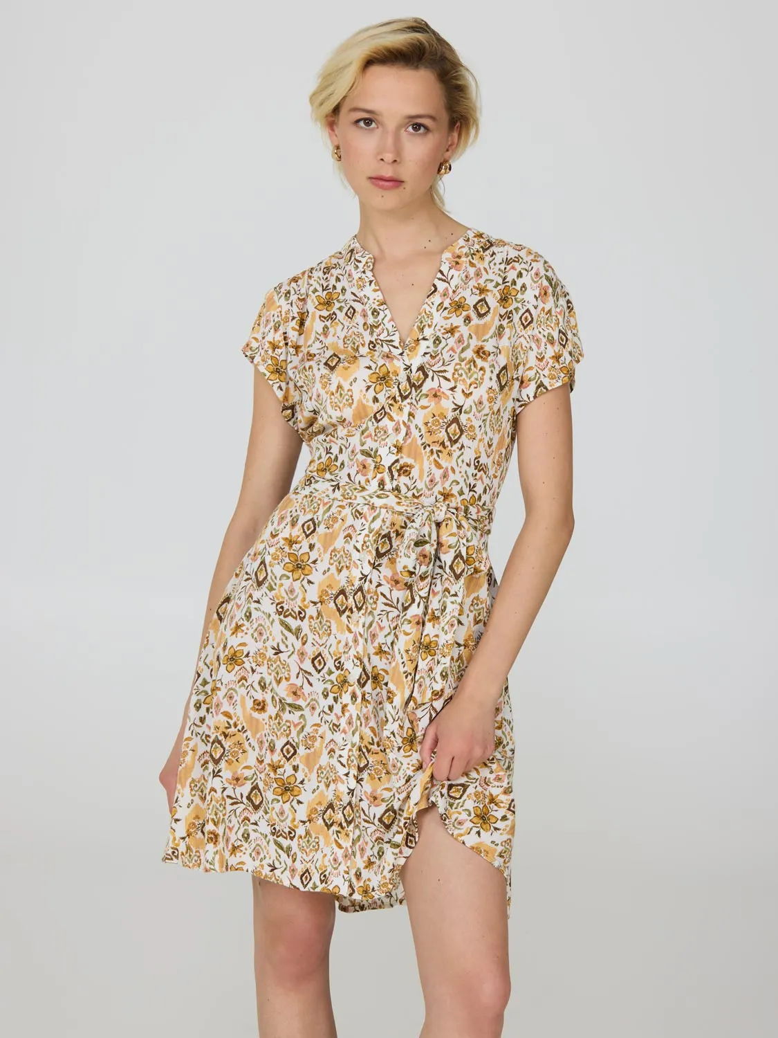 Floral Print Button-Front Textured Dress Summer-ready mini dress