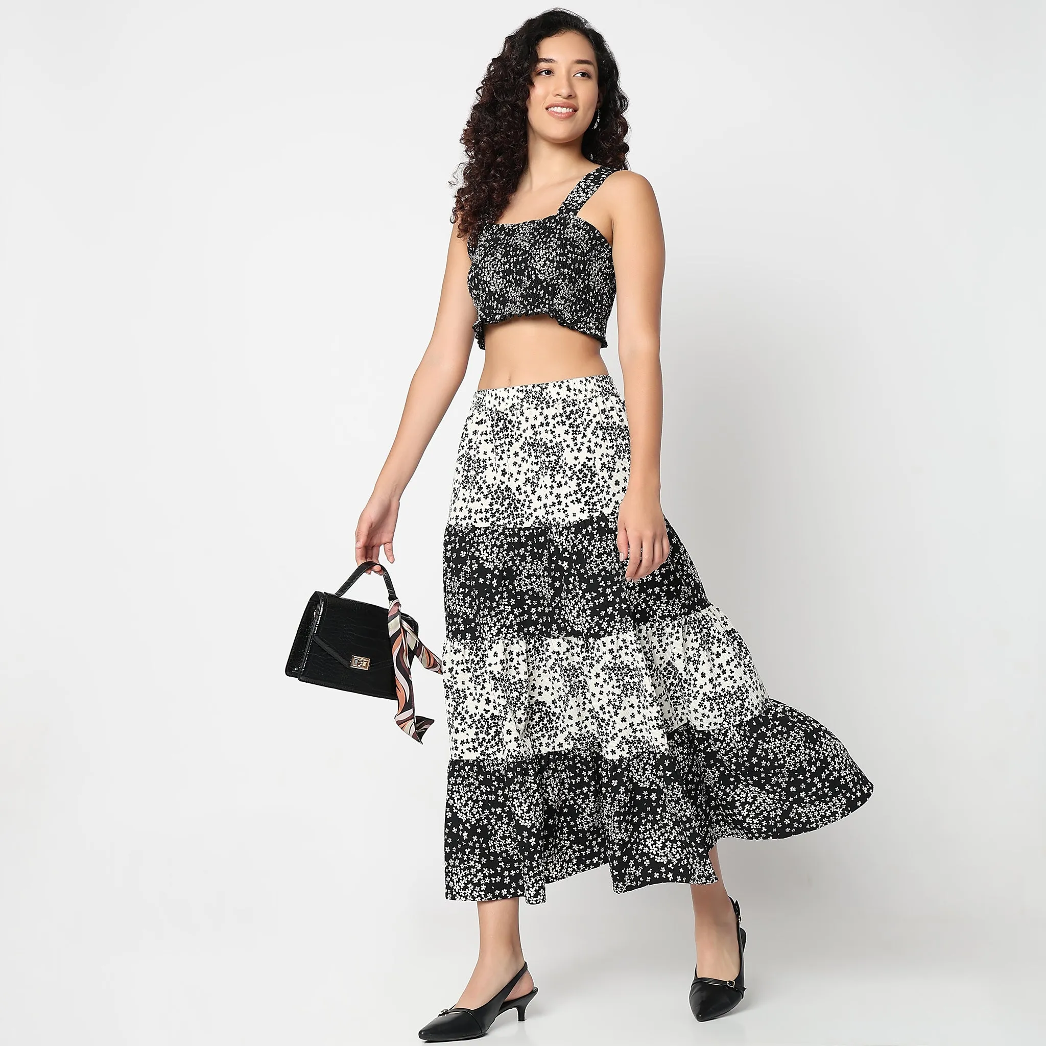 Betty Tiered Skirt With Floral All Over Print Heavy Silk Metal Core