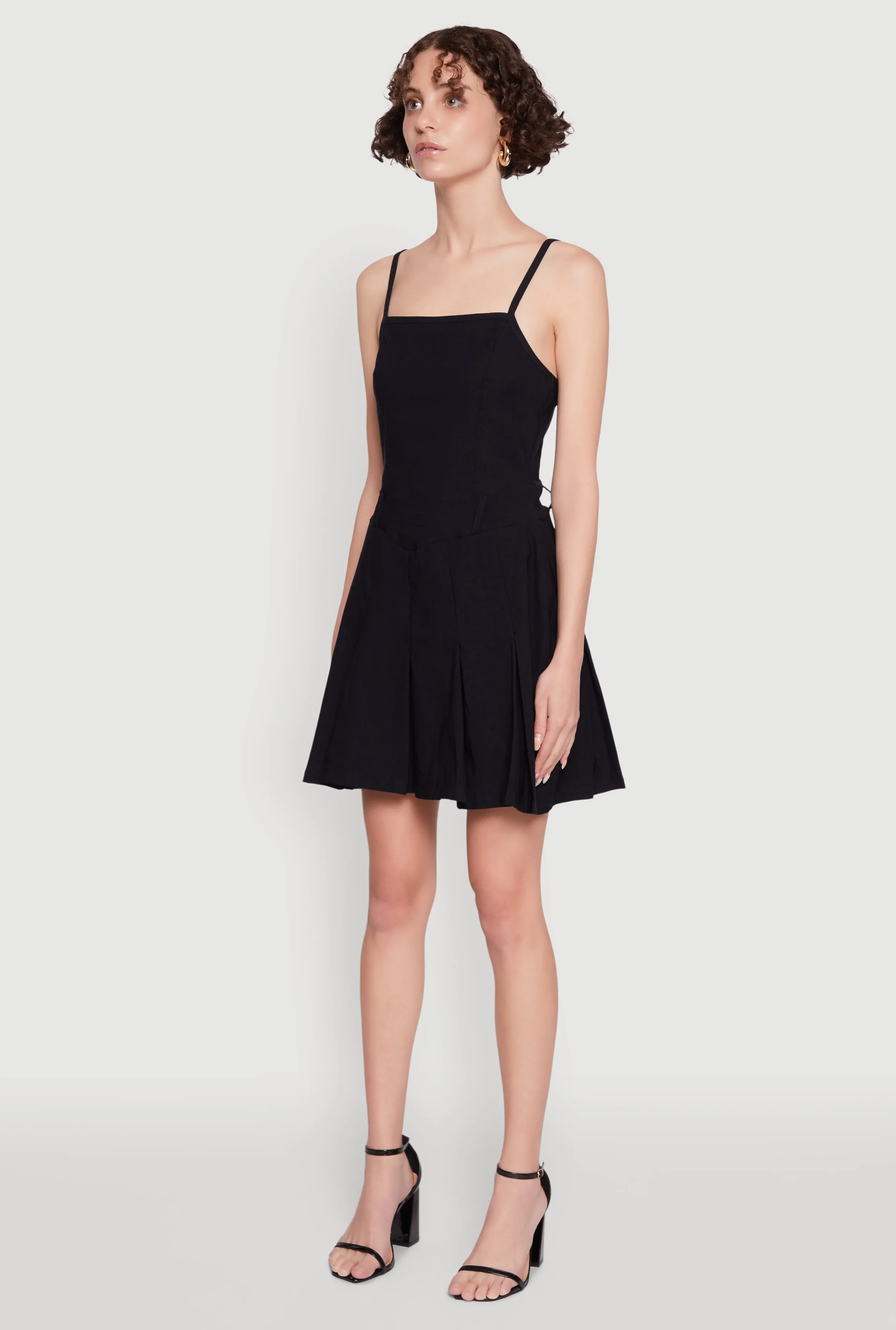 Look Sharp Fun Look Chic Sleeveless Pleated Skater Dress