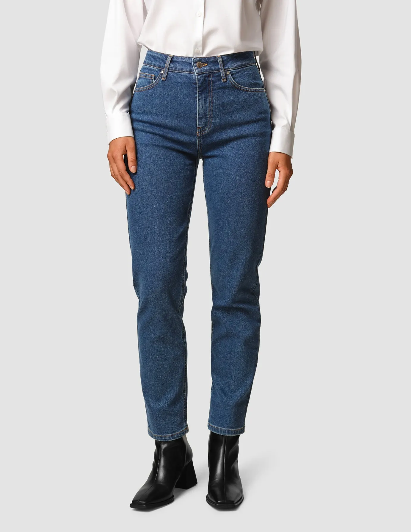 Pure Comfort Night Out Everyday Holiday Vibes Jeans Tapered Medium Blue