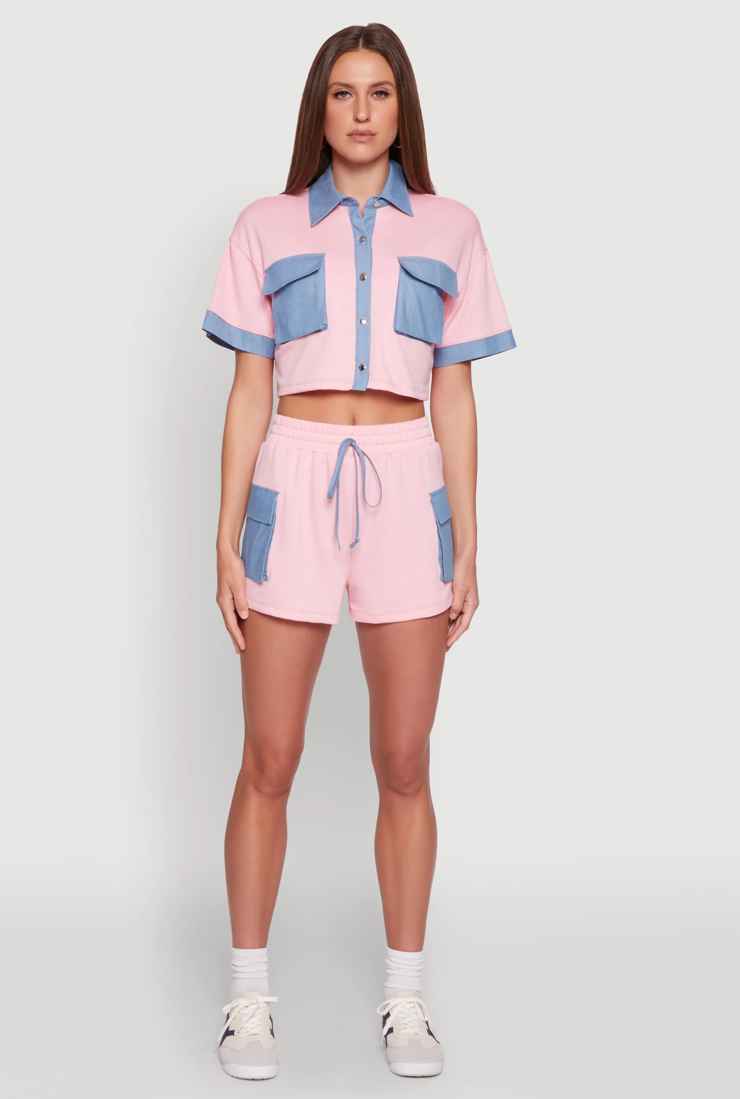 Mood Piece Chambray Cargo Pocket Sweatshorts