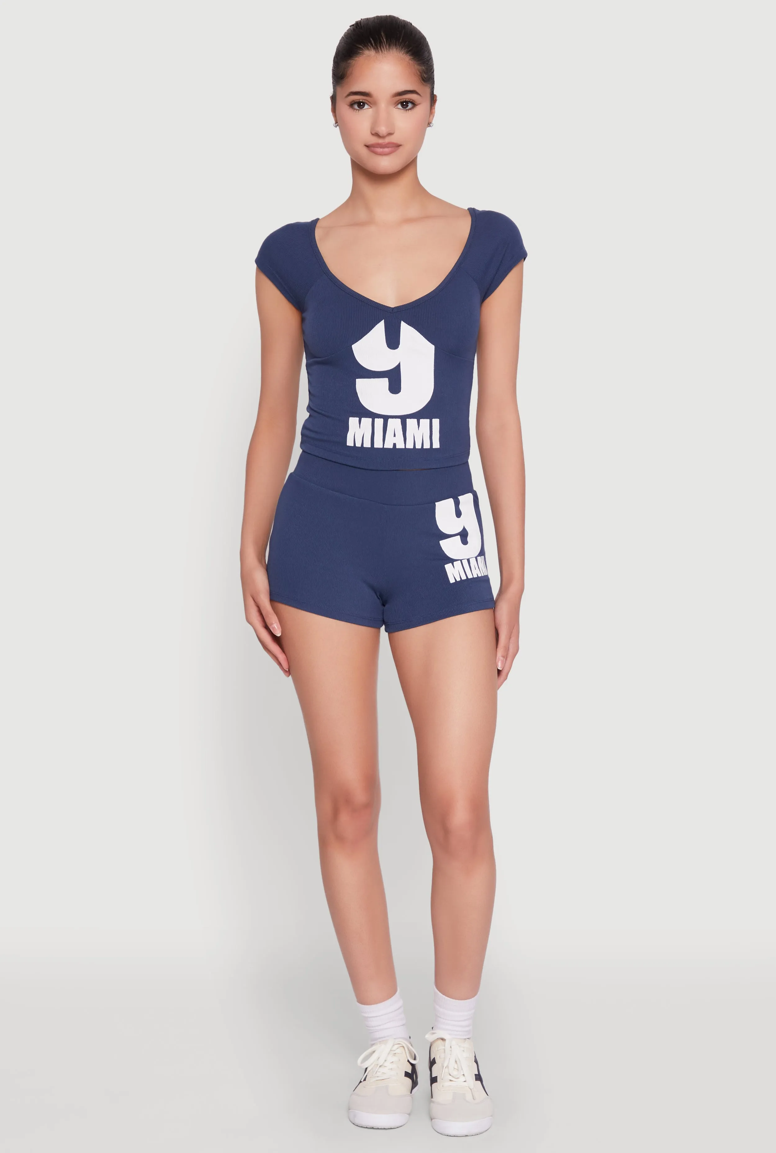 9 Miami Graphic Top Ribbed Collar Trim
