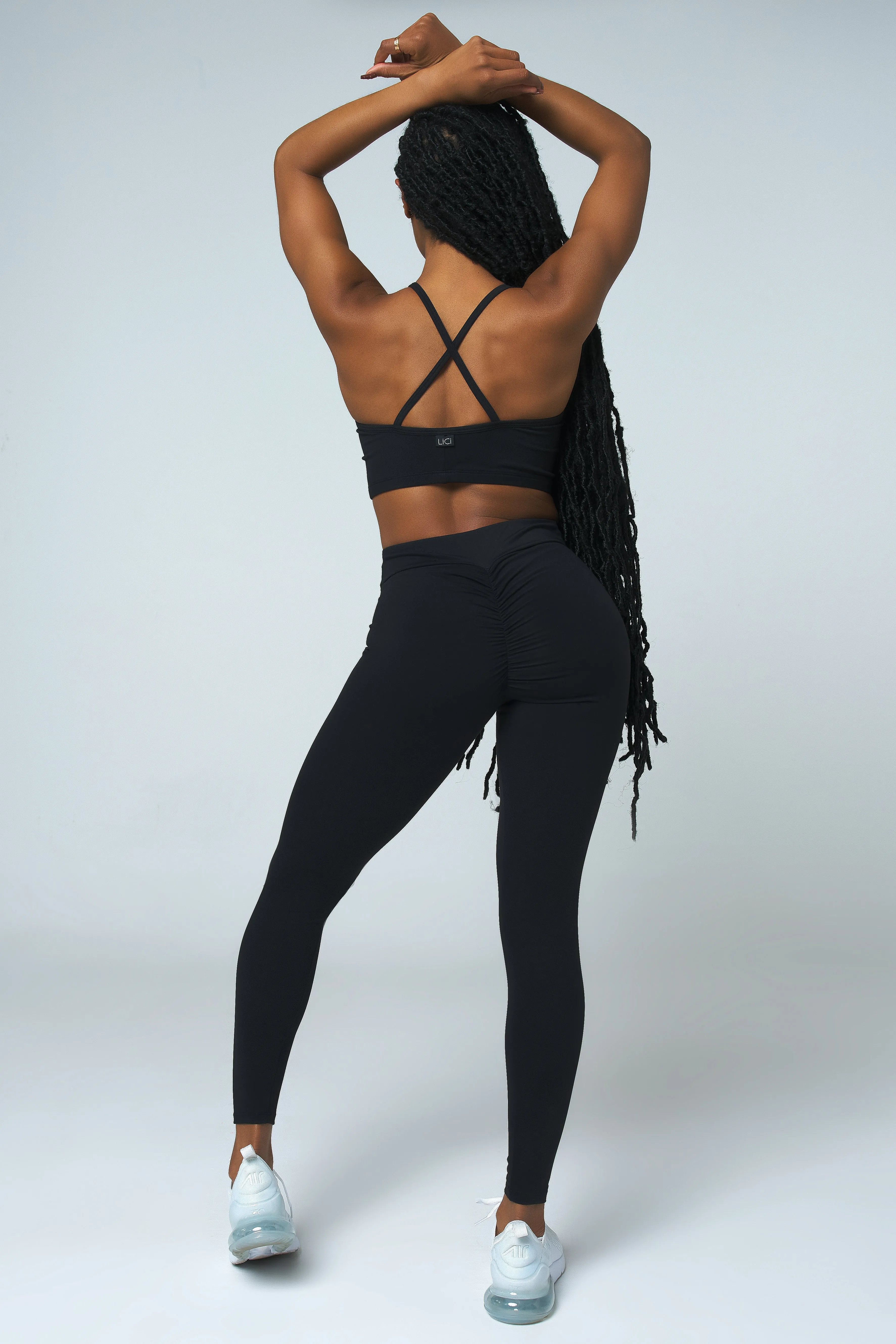 Run Core Black High Waist Scrunch Legging