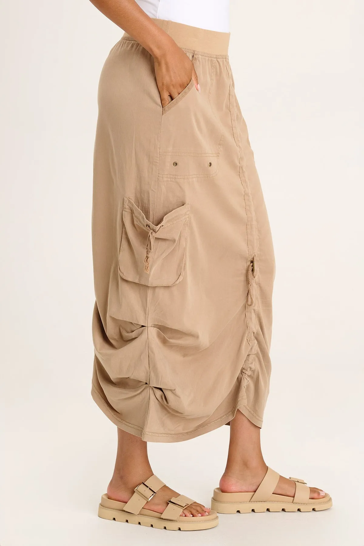 Motion Core Machine Fit Macken Skirt