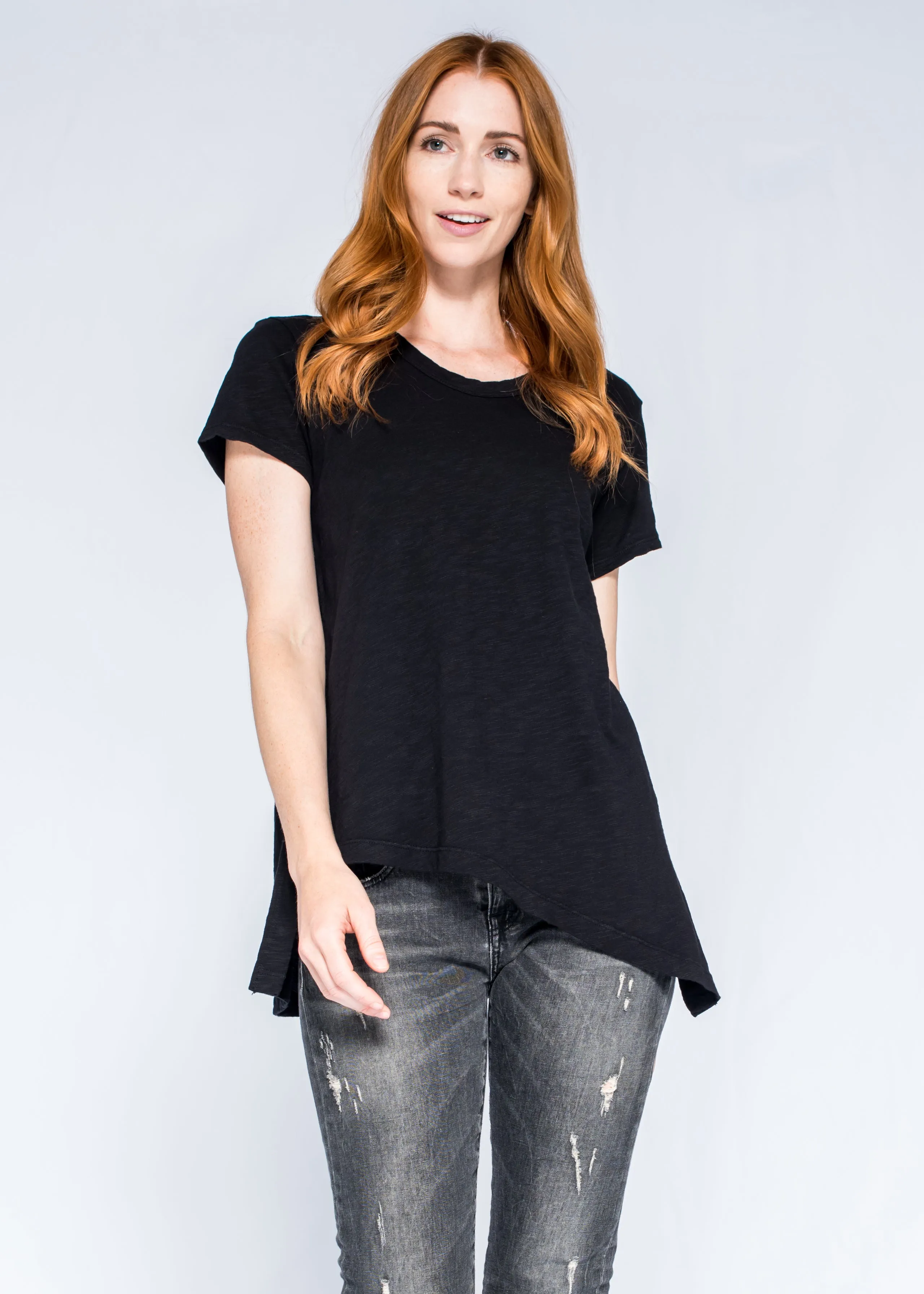 Shrunken Scoop Neck Short Sleeve Tee Double Slit Hem Soft Flow