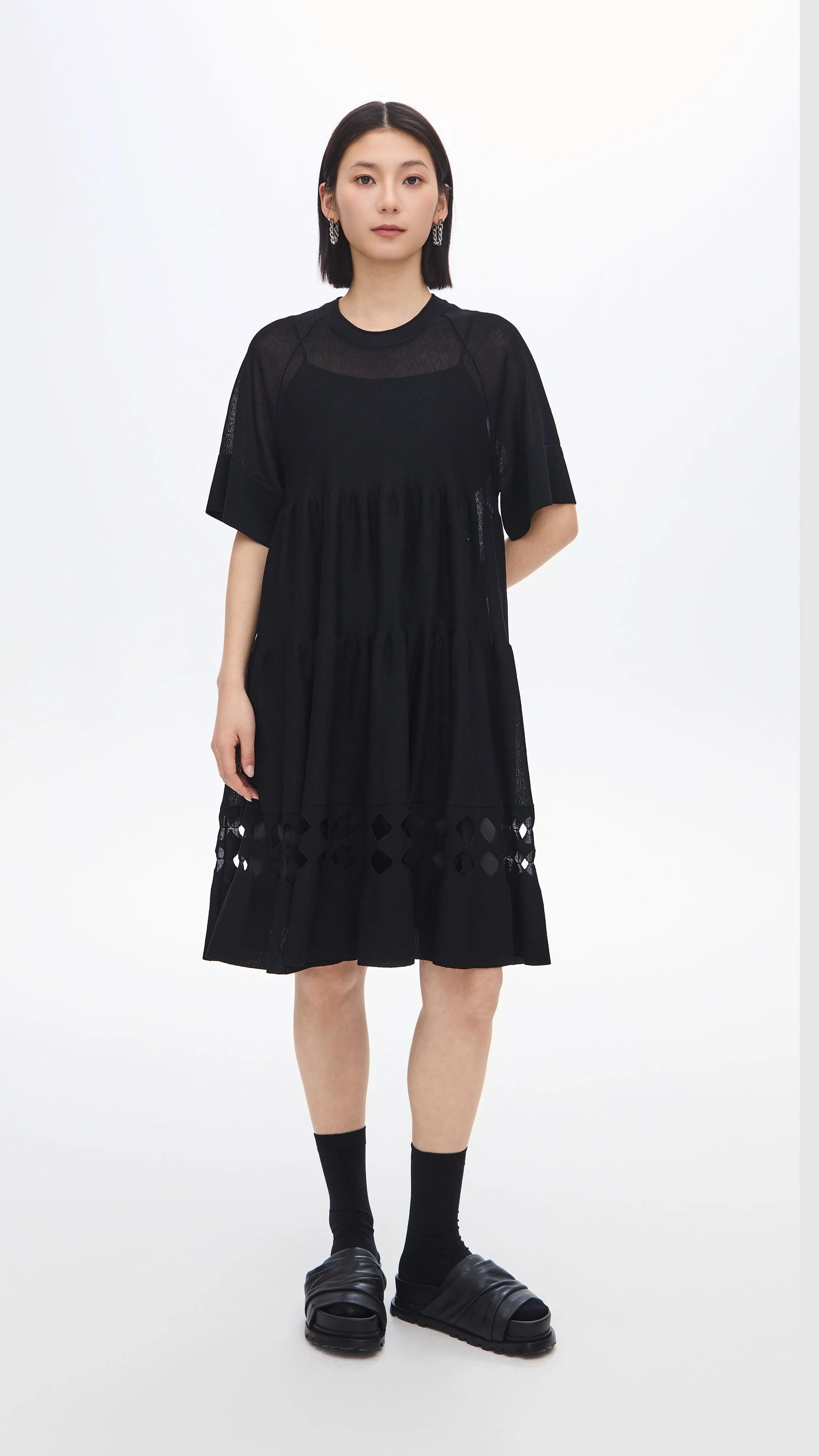 WeightlessLayeringPiece Quick Wear Pottery Knit Dolly Dress