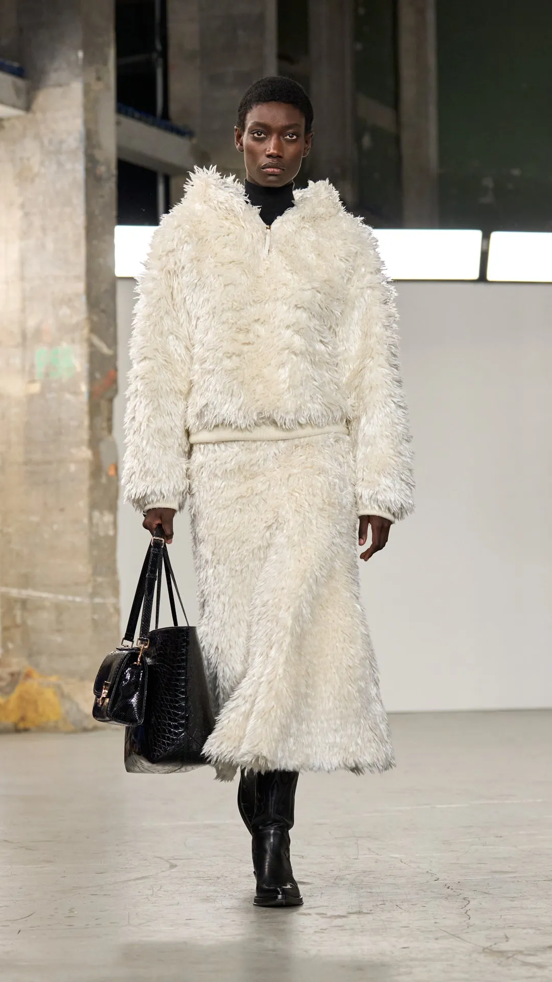 Patterson Midi Skirt in Ivory Silk Fur Romance Fit