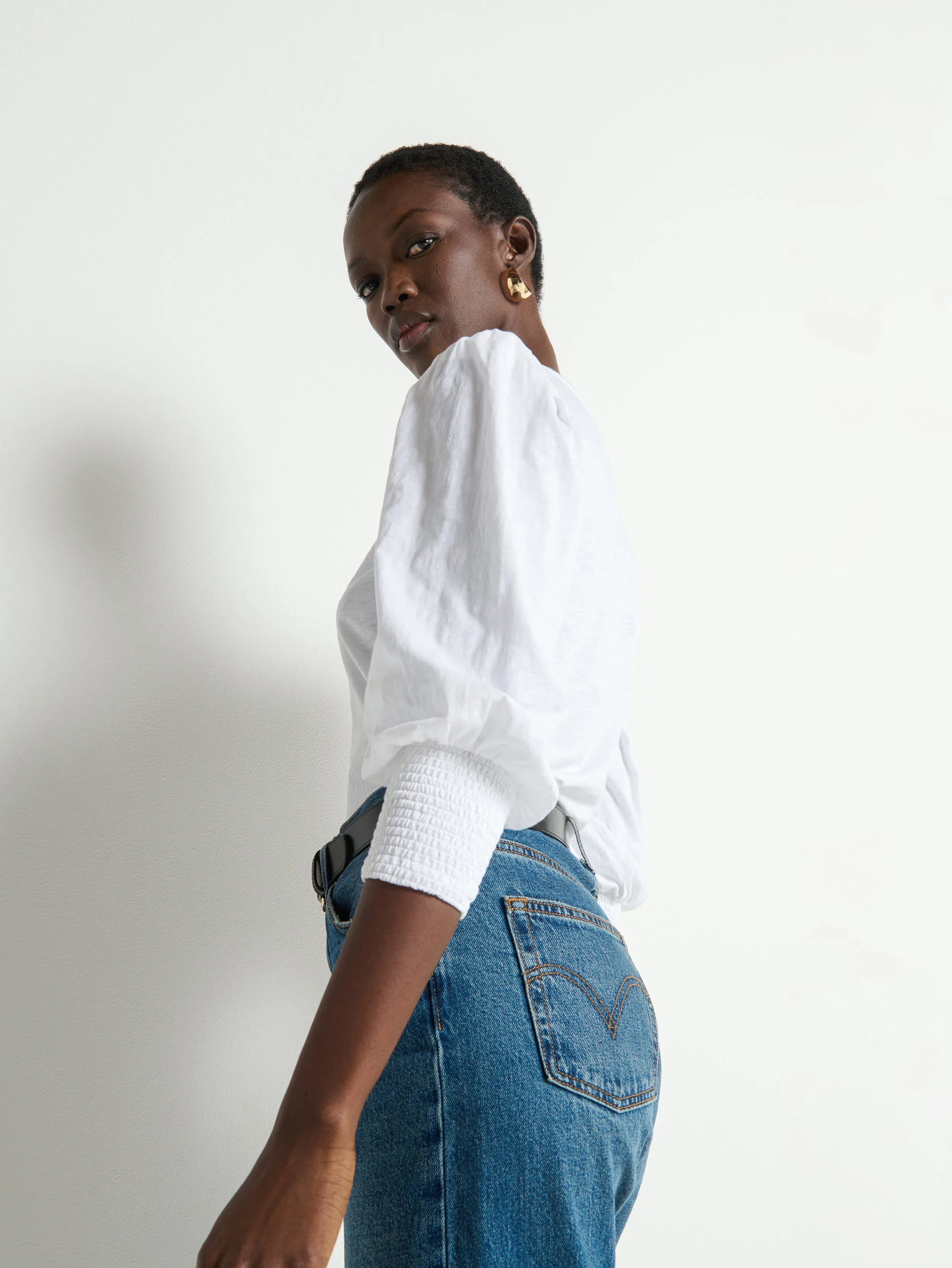 Loren Tee Flexible Hemline