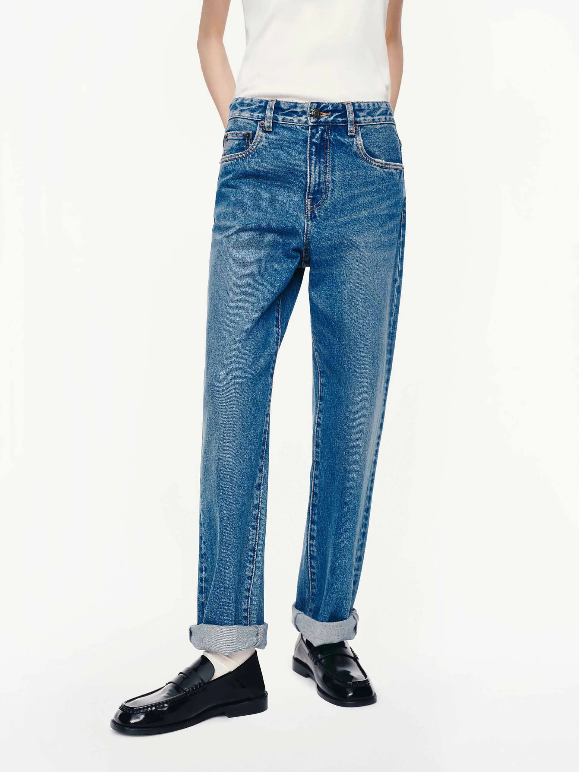 Straight Cut Blue Jeans Chill Vibe