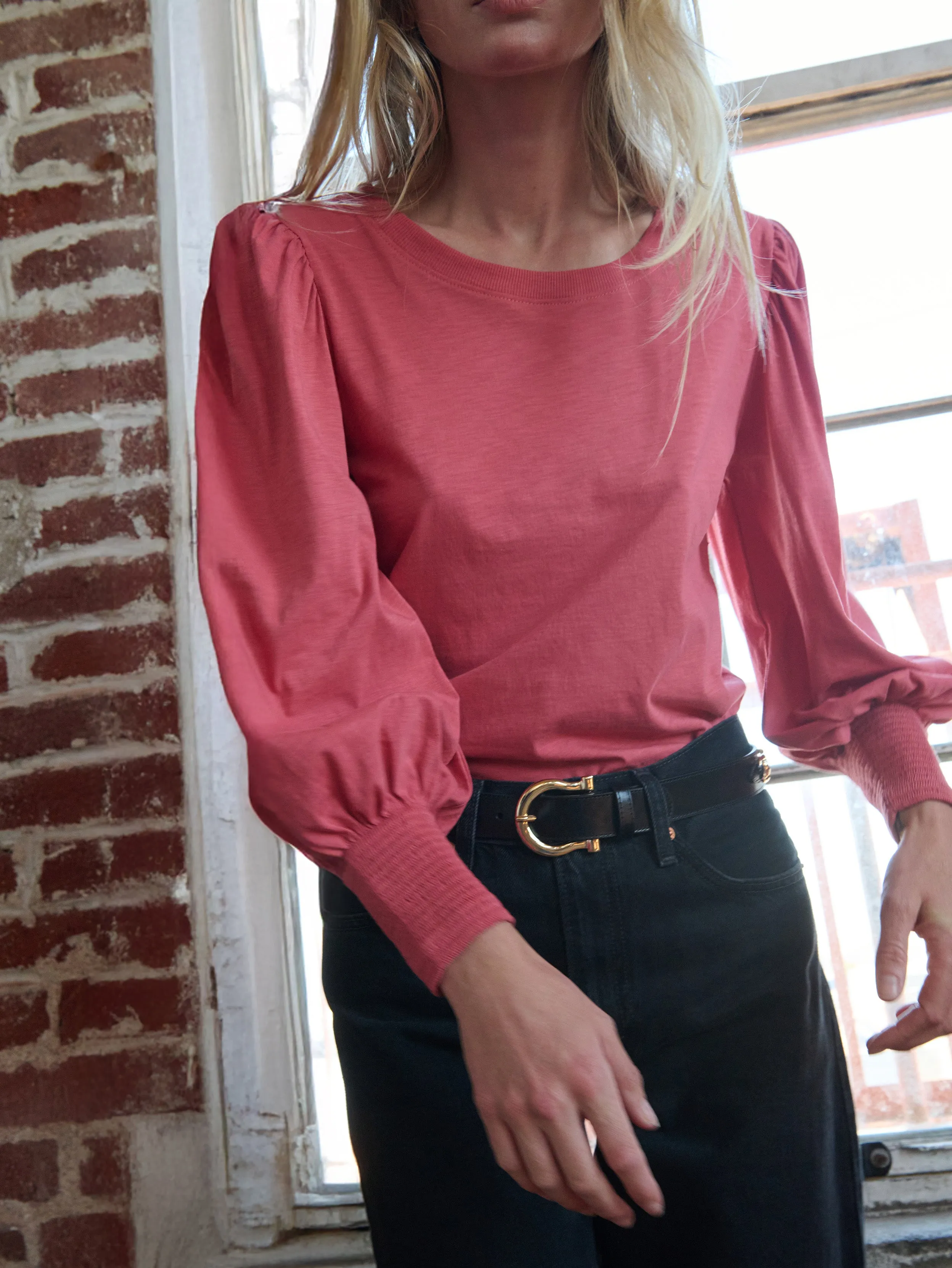 Loren Tee Future Glow
