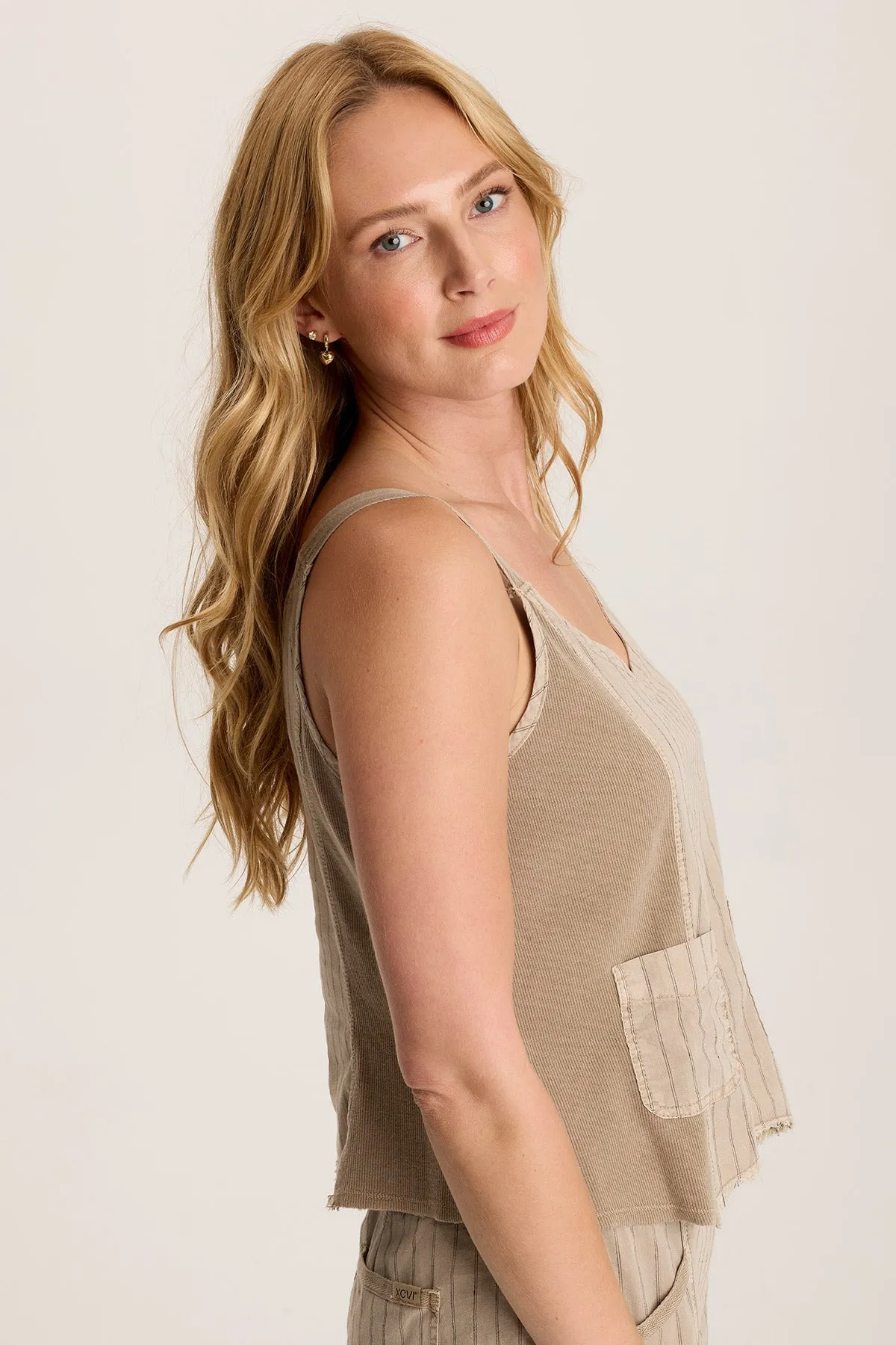 Ludora Linen Stripe Tank with Sharkbite Hem EasyAdjustStraps Stream Fit