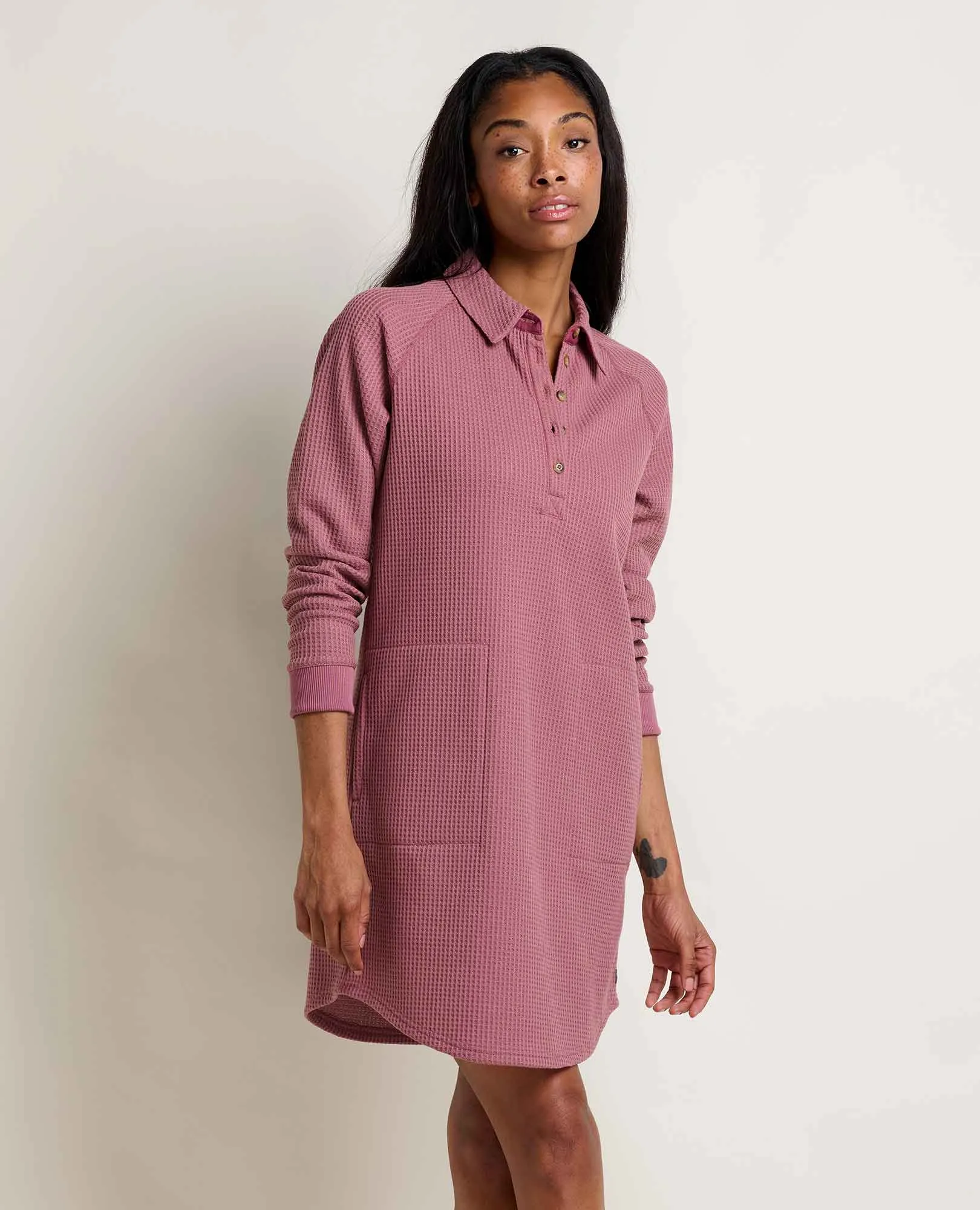Island Vibe Bitterroot Henley Dress