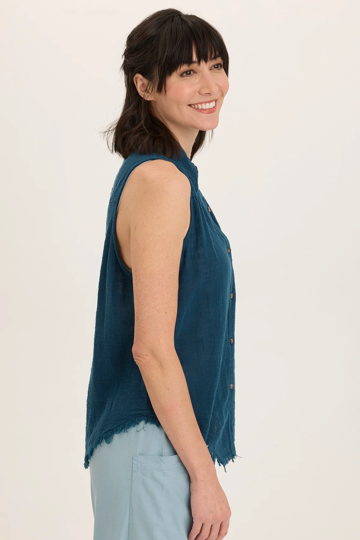 Otto Gauze Button-Up Tank Chic Fit