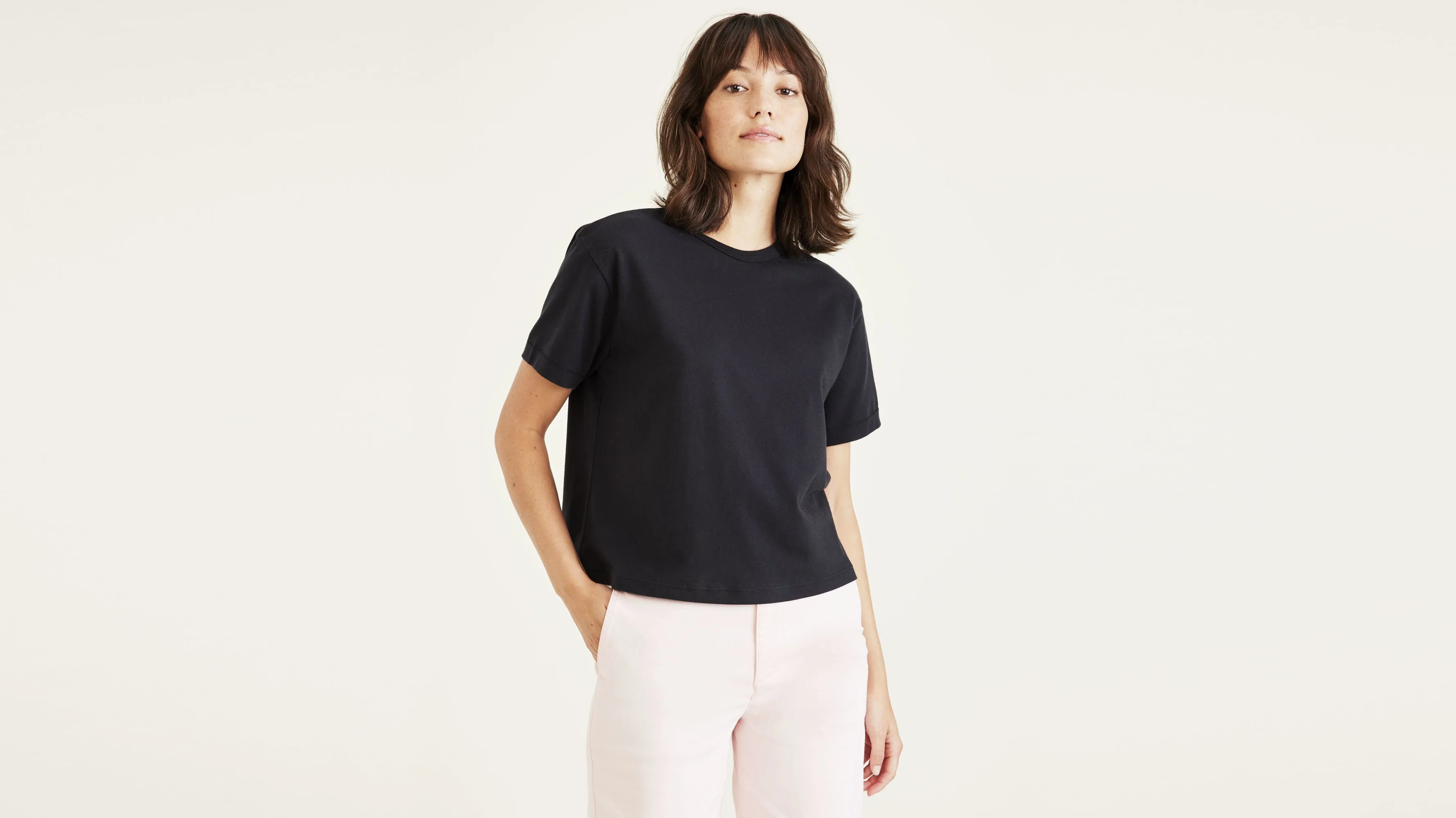 MicroPerforatedTexture Silver Glow Women's Regular Fit Crew Tee
