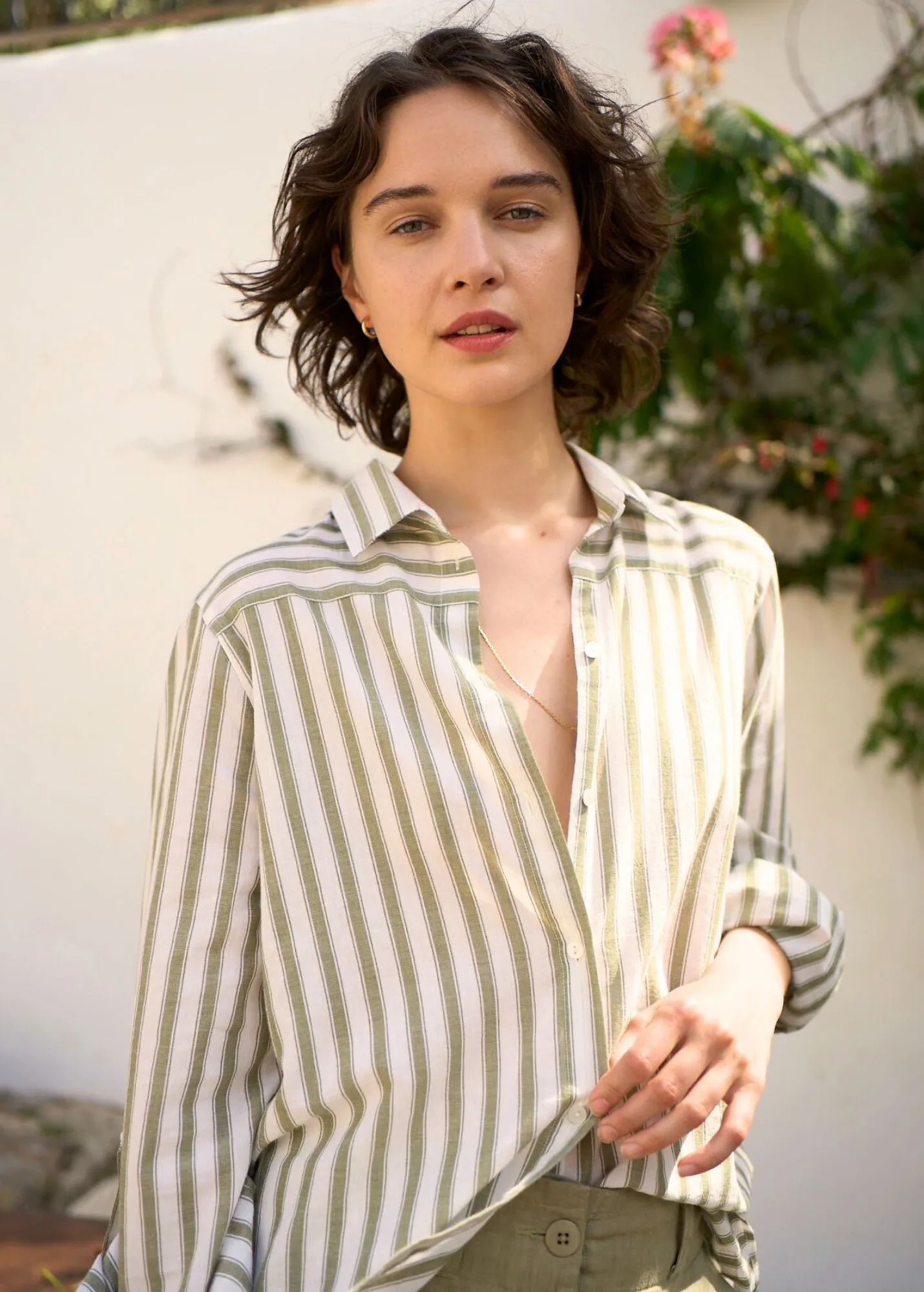 CAMILLE - Striped Button-Down Blouse | Cotton and Linen Blend (WHITE / SOFT ALMOND) AdjustableHemline Vision Glow