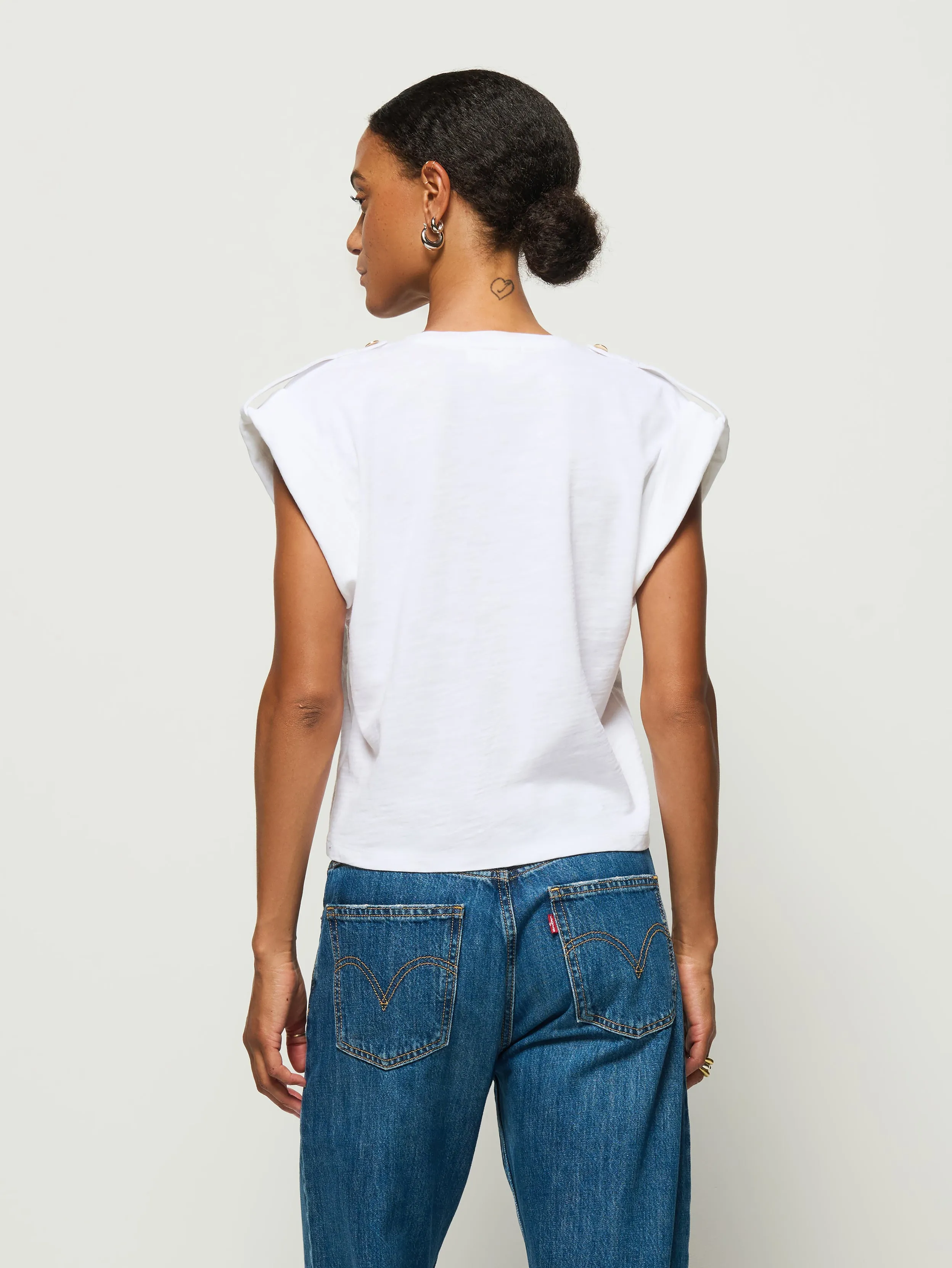 Cooper V-Neck Tank FlatlockStitching Hero Fit