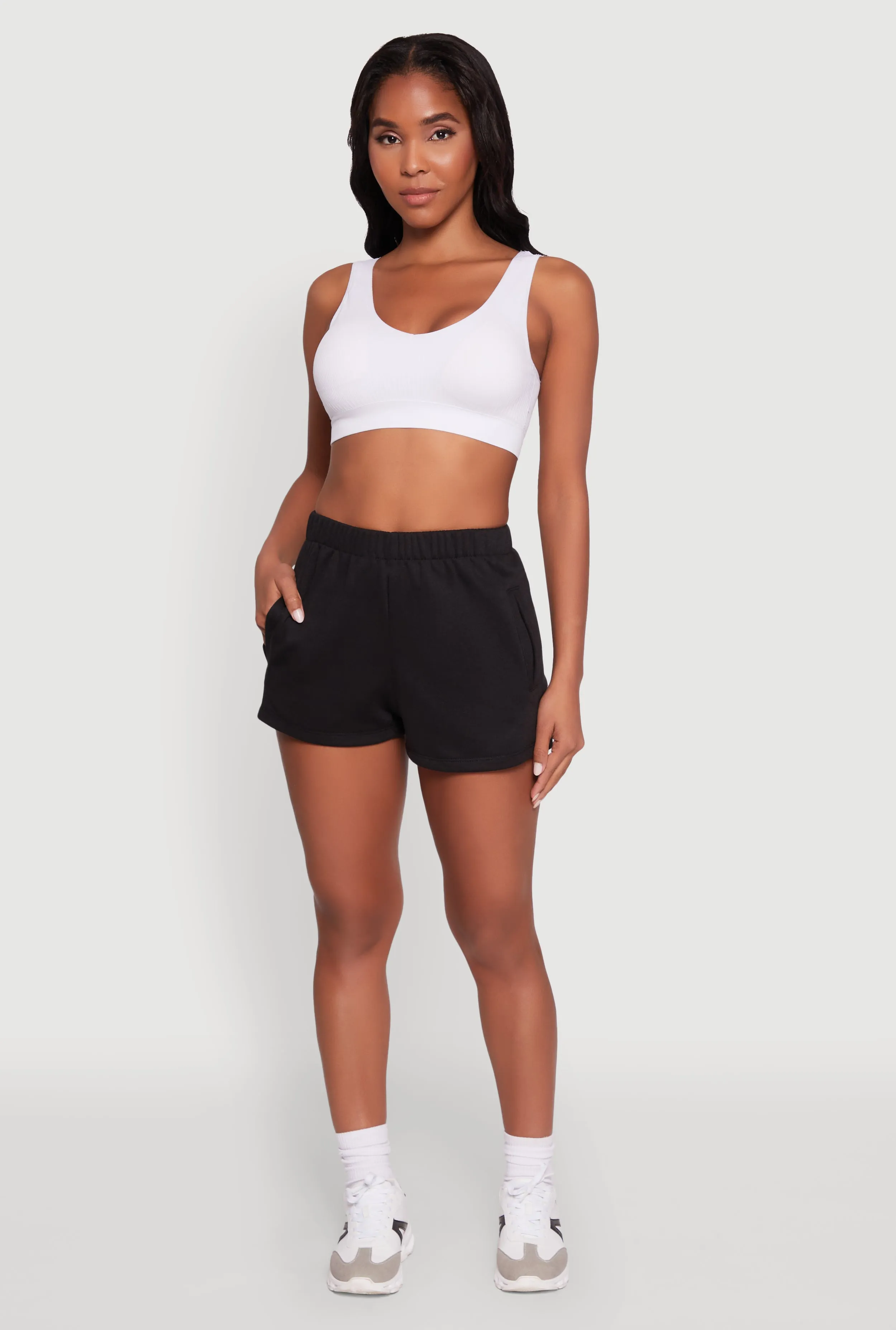 Soft Texture Non Restrictive Waistband Activewear Fleece Lined Sweatshorts