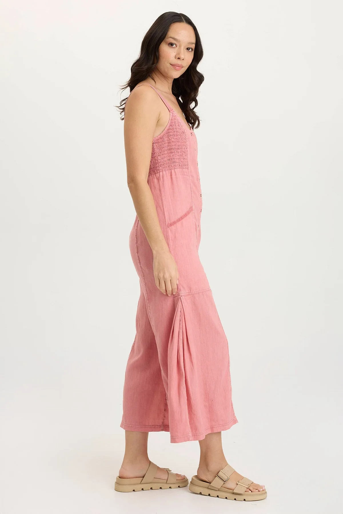 Leoda Linen Snap-Up Jumpsuit QuickDryingTech QuickDryDesign