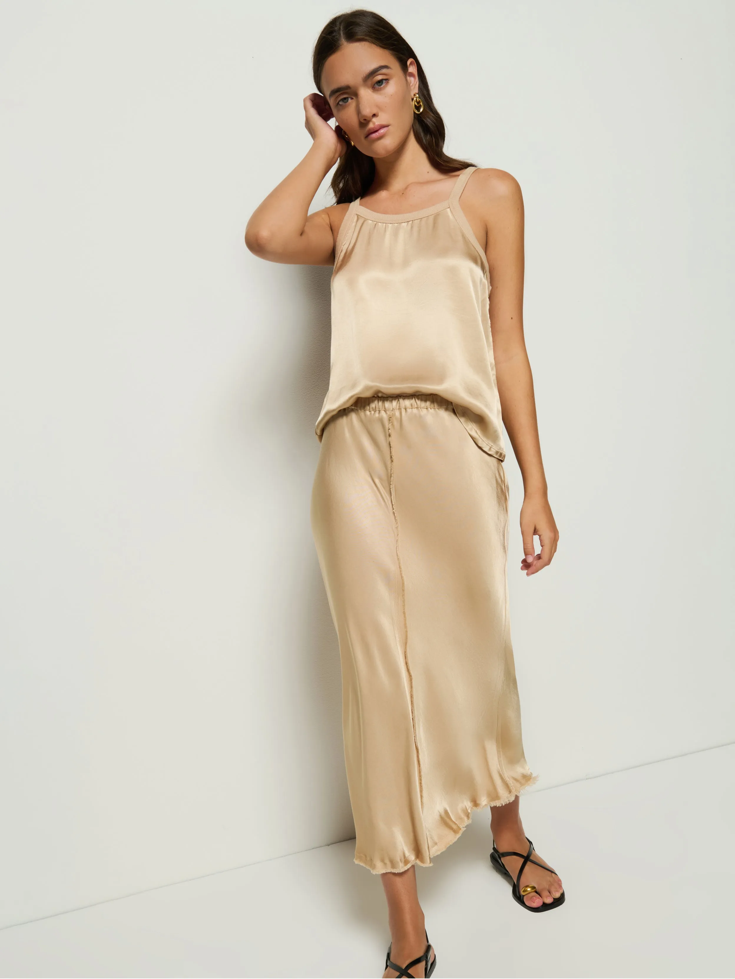 Chill Tones party look Lola Bias Midi Skirt