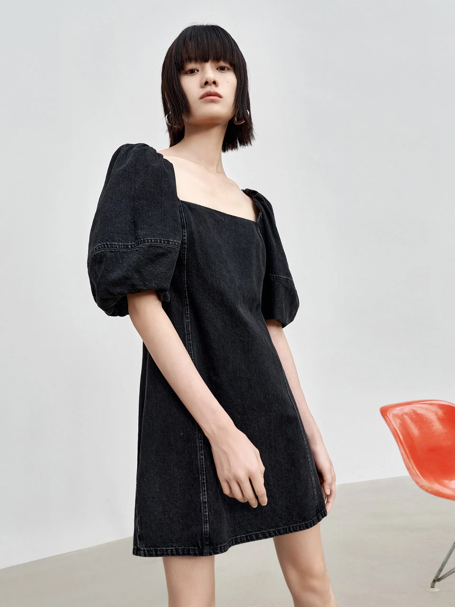 Short playful dress for vacations Highlight Zone Cotton Puff Sleeve Denim Dress