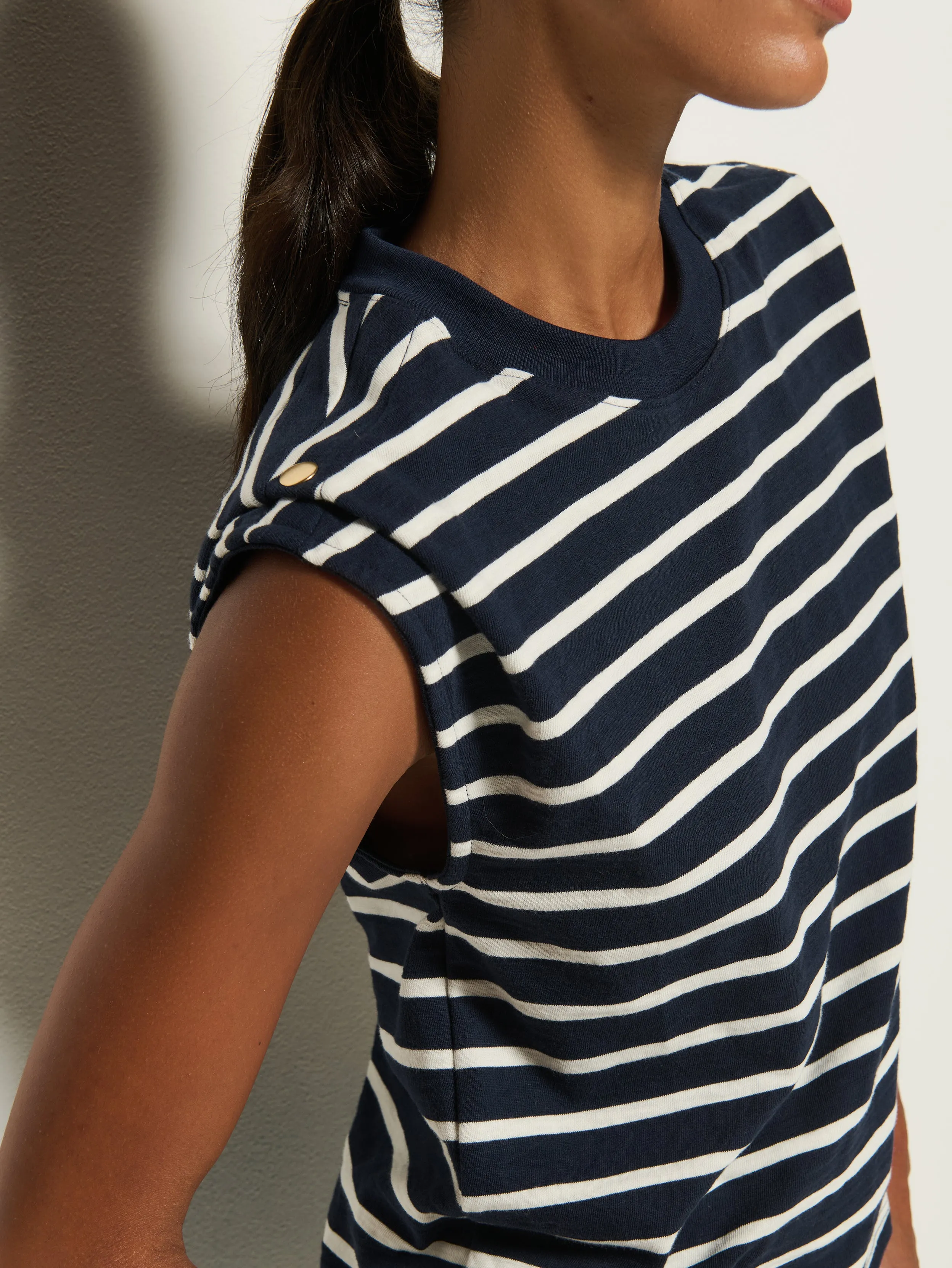Marina Muscle Tee FlexibleCuff Clear Glow