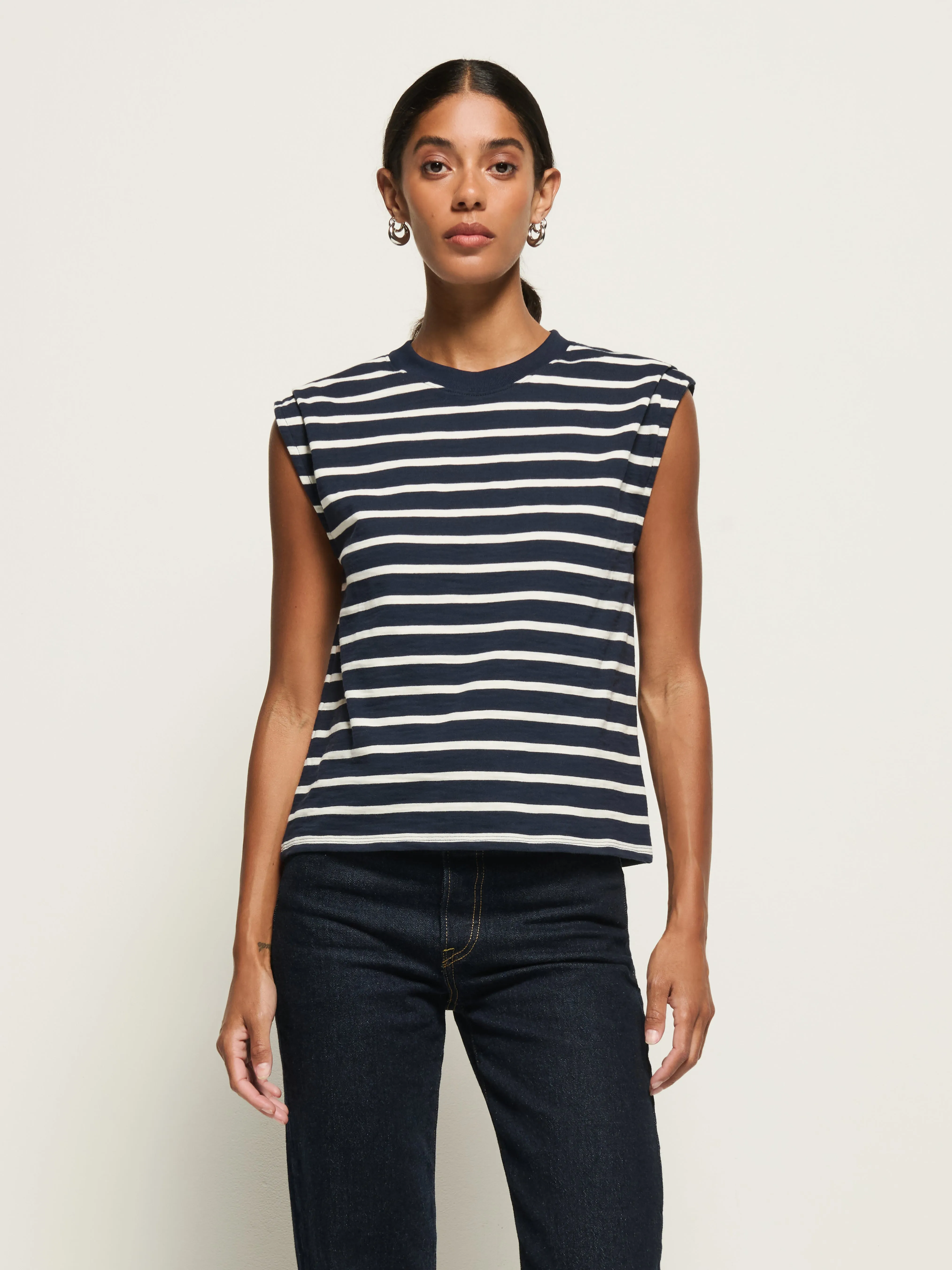 DoubleLayered Collar All weather Marina Muscle Tee