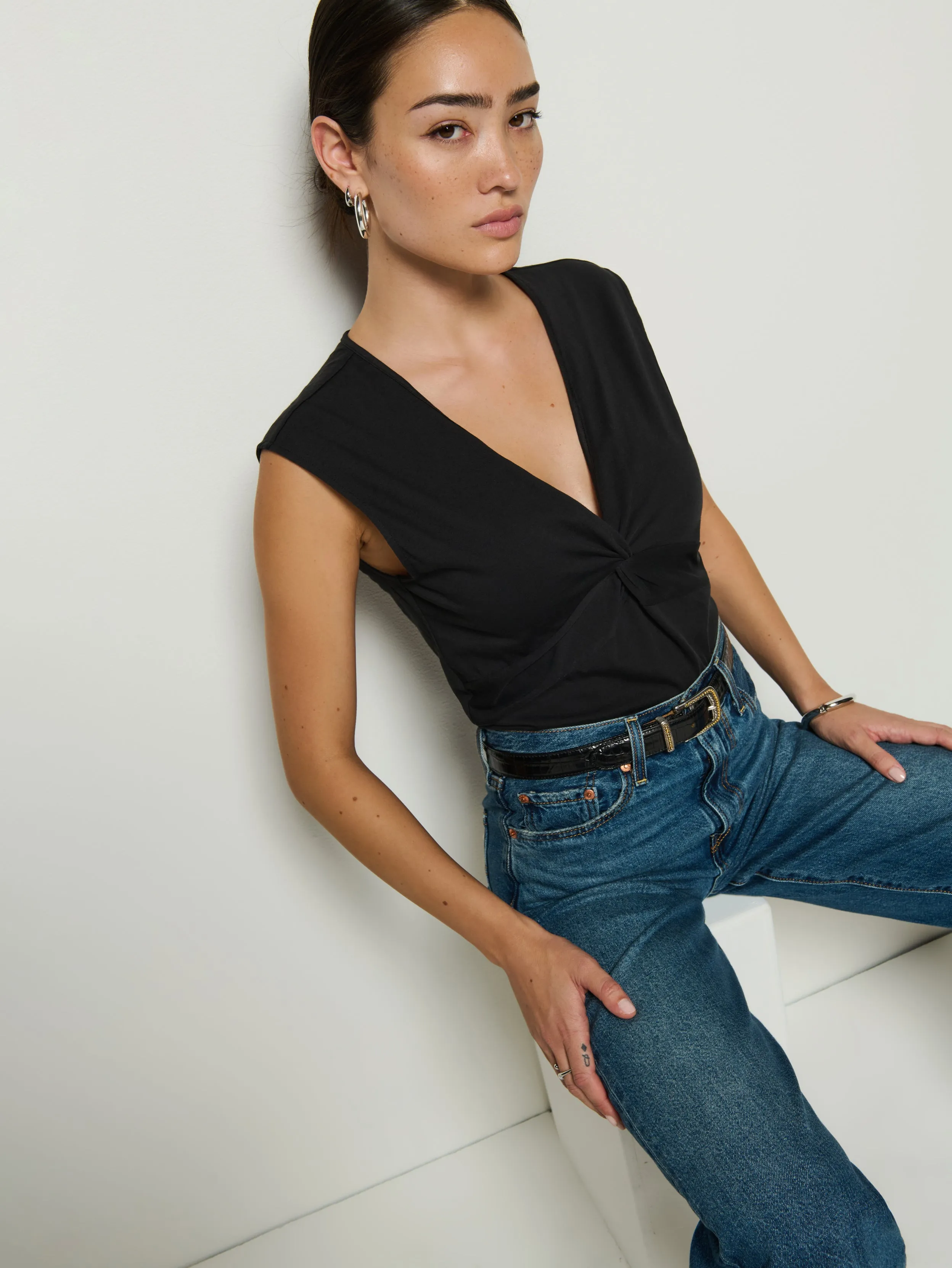 Lightweight Composite Shelley Sleeveless