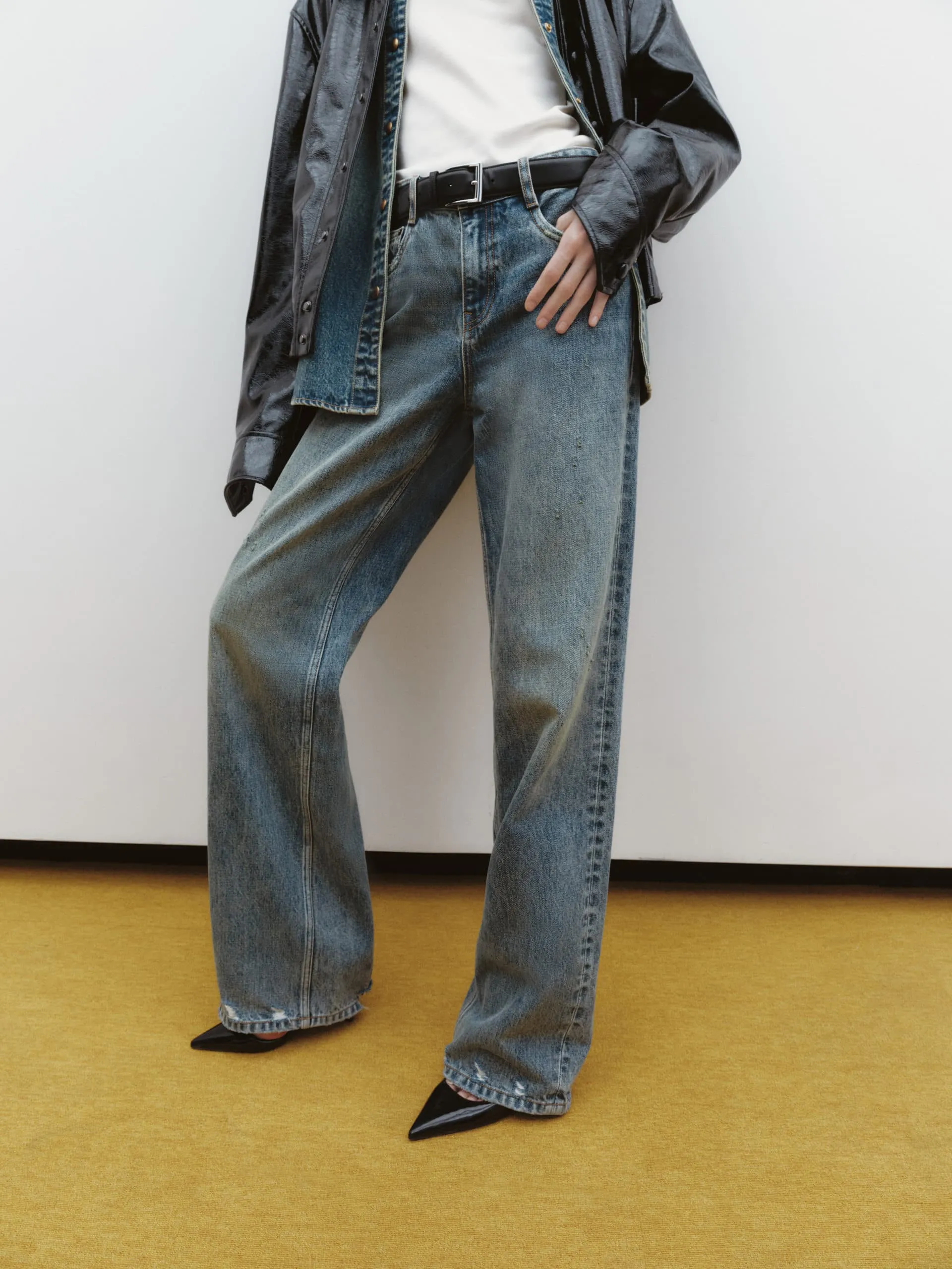 Student Outfit Earthy Loose Straight Denim Jeans